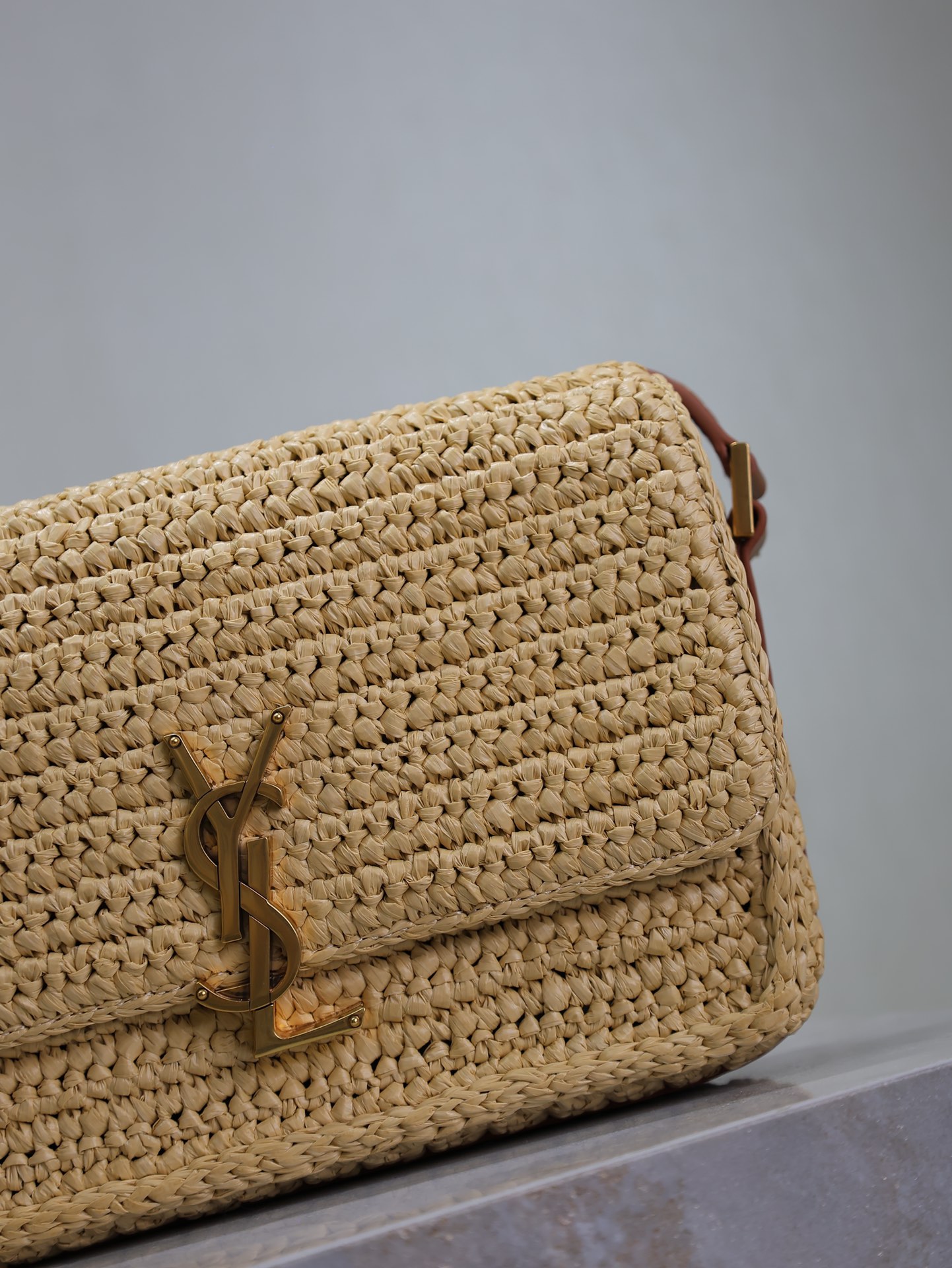 Louis Vuitton Classic Handcrafted Luxury Leather Shoulder Bag Ref 3