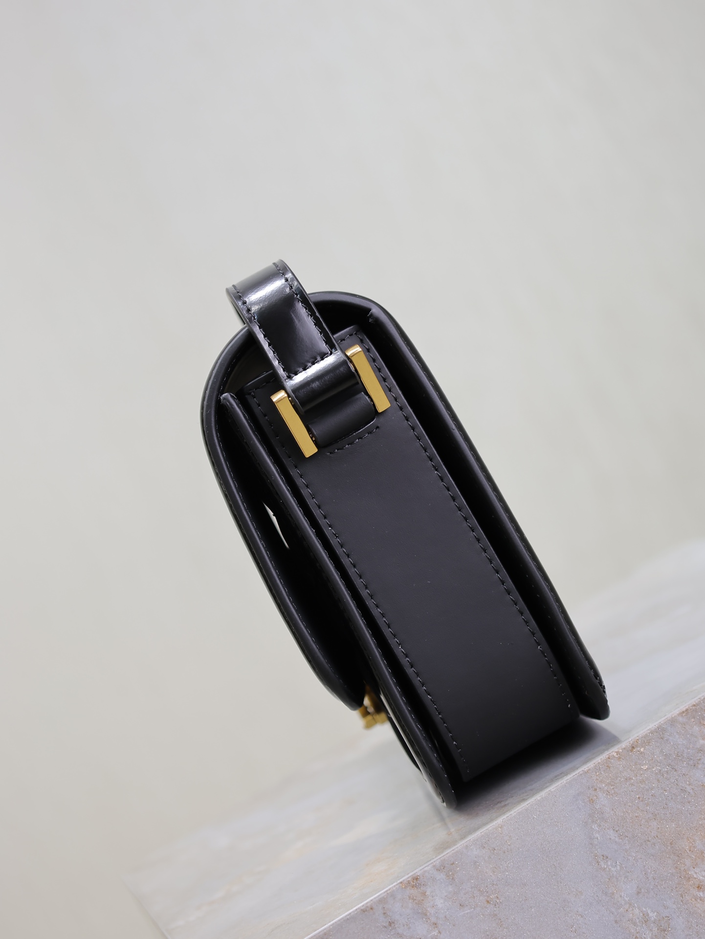 Saint Laurent Details po