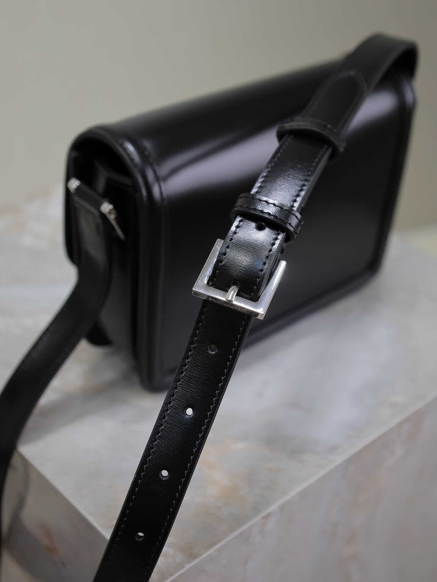 Saint Laurent Advanced details