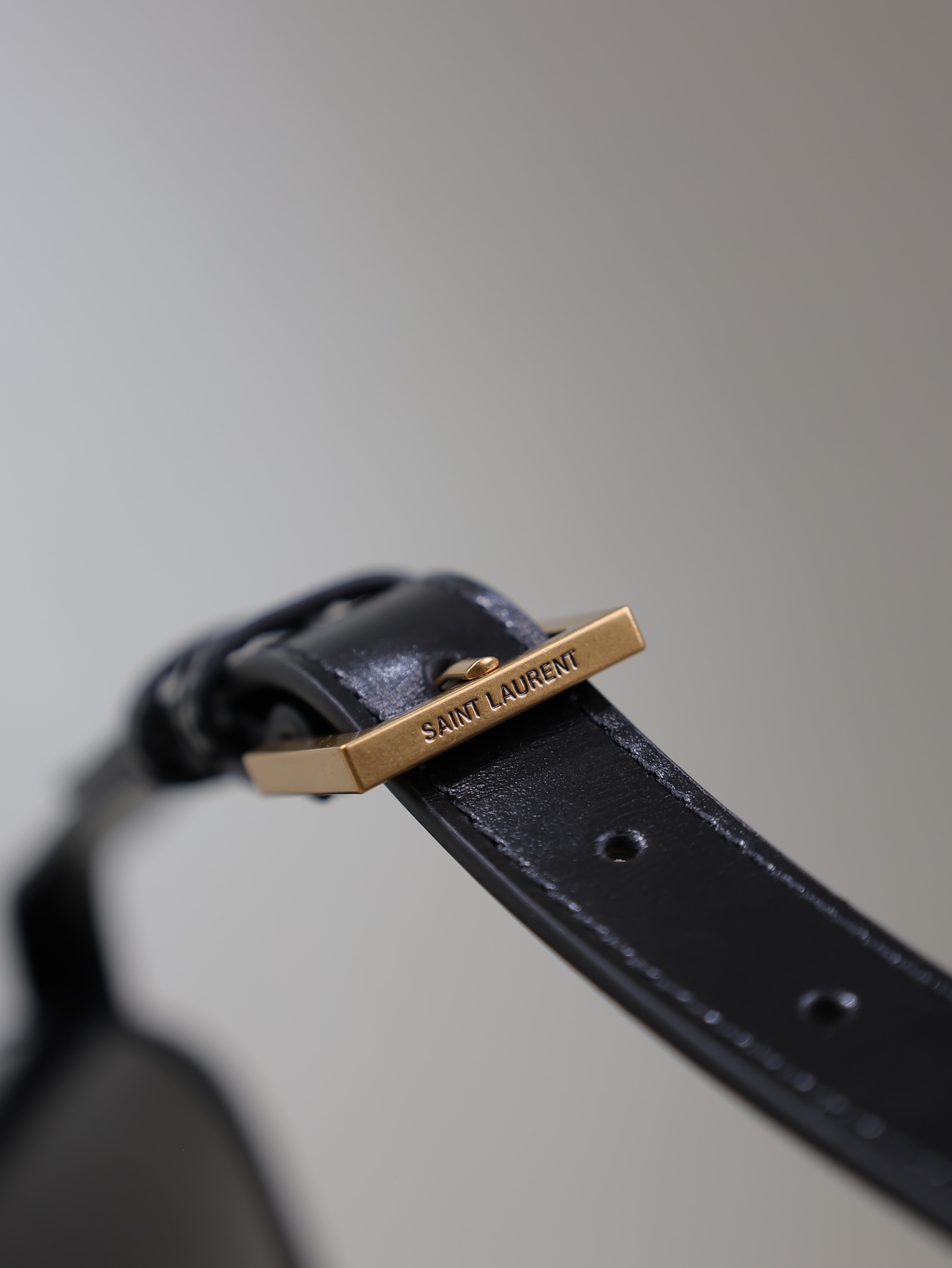Saint Laurent Detailed inspection