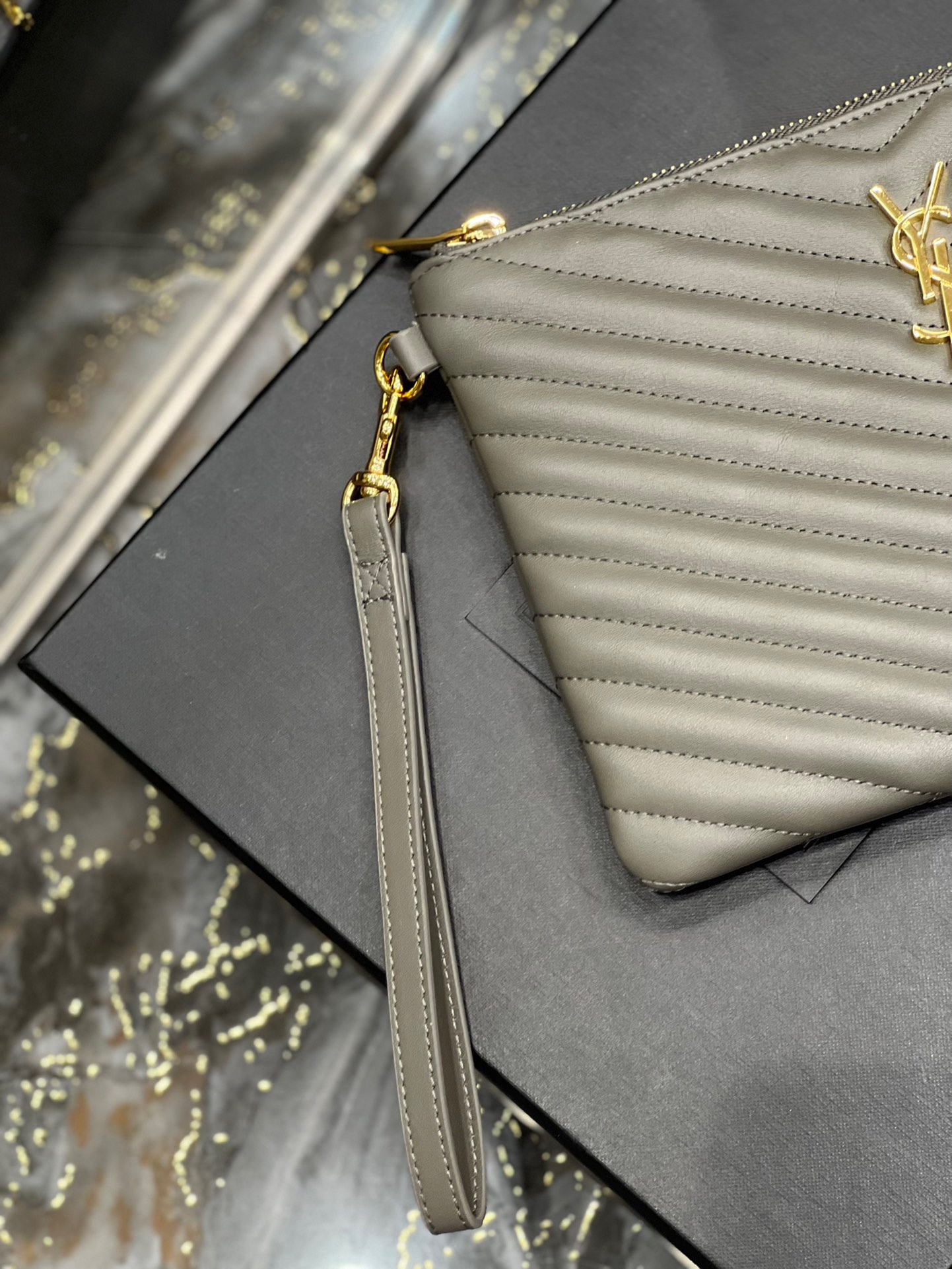 诺悠翩雅 Loro Piana 高定经典皮革女包手袋 #E1C9C8C7 3