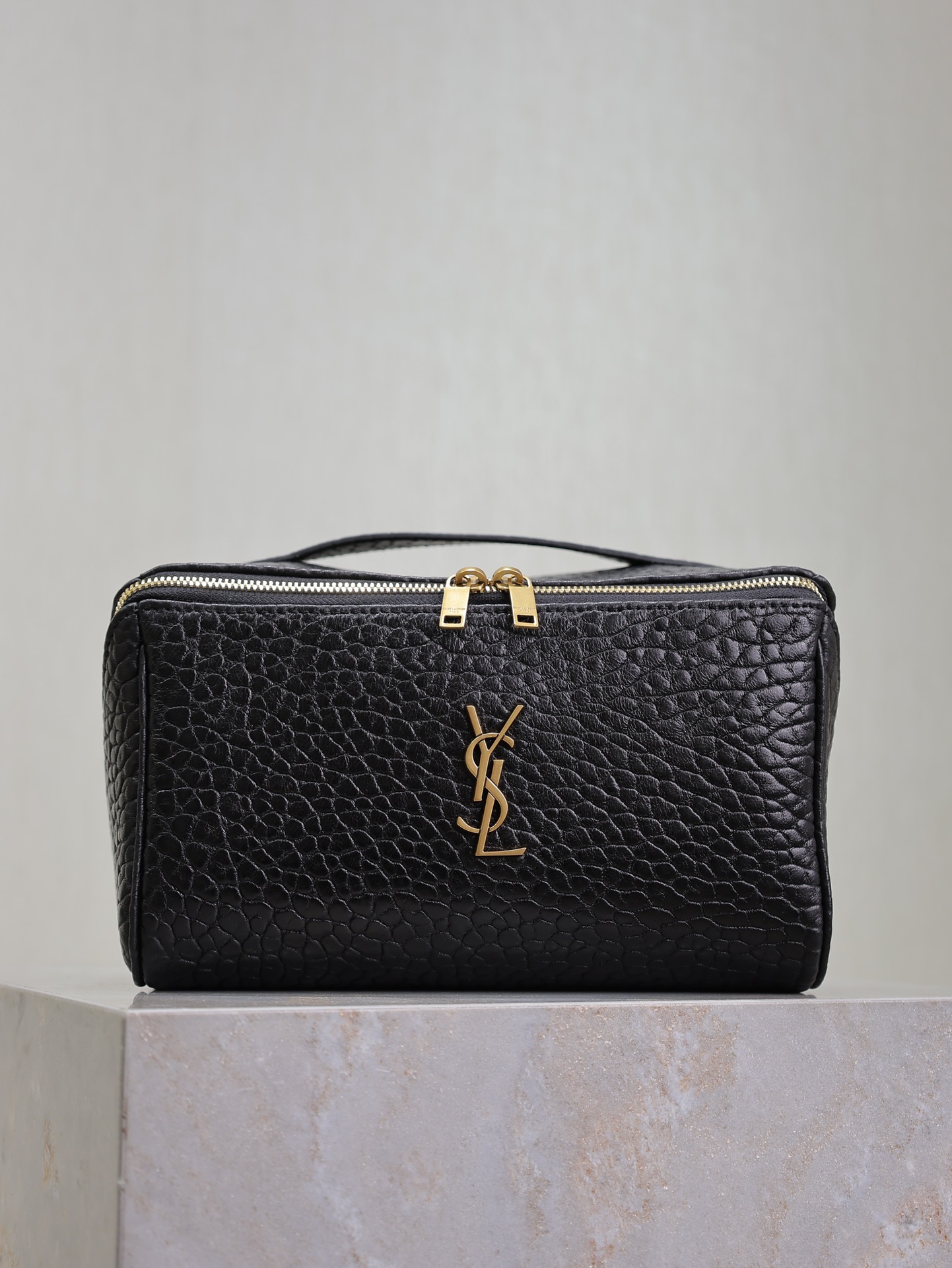 Yves Saint Laurent Cosmetic Bags Black Sheepskin Spring/Summer Collection Gaby