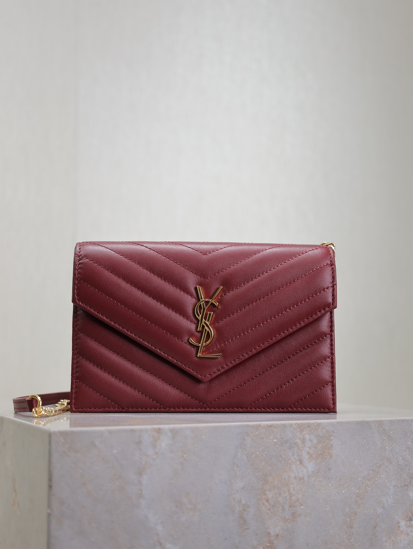 Saint Laurent Red everyday shoulder