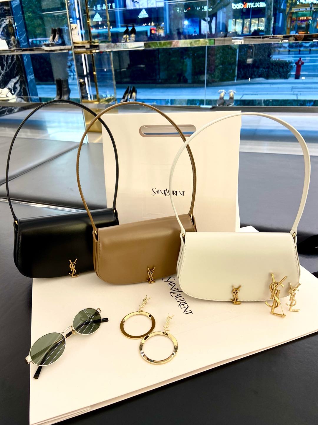 NO:391595,voltaire retro white, Saint Laurent, saint laurent19860909voltaire 复古白色,圣罗兰,saint laurent,Bag