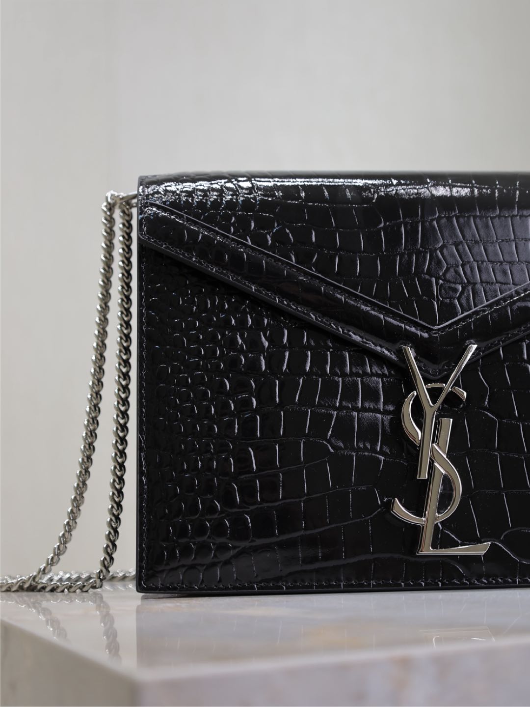 NO:390329,Details o, Saint Laurent, saint laurent19860909细节o,圣罗兰,saint laurent,Bag