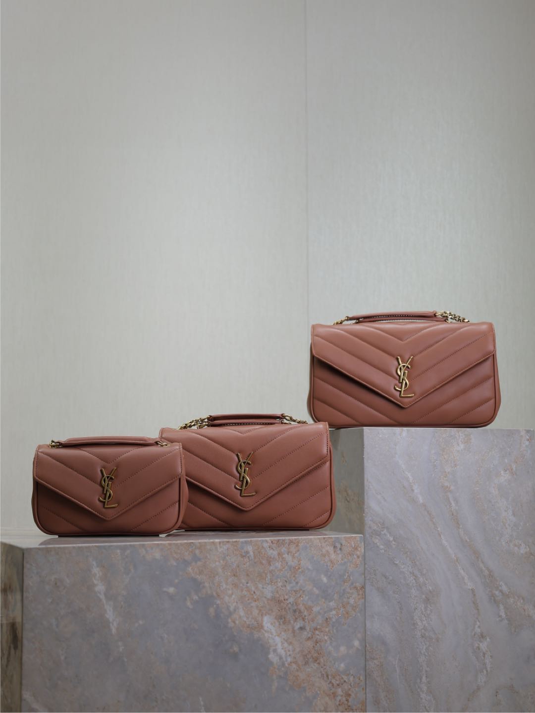 Loulou_edición piel de cordero rosa · 20/24/29 cm