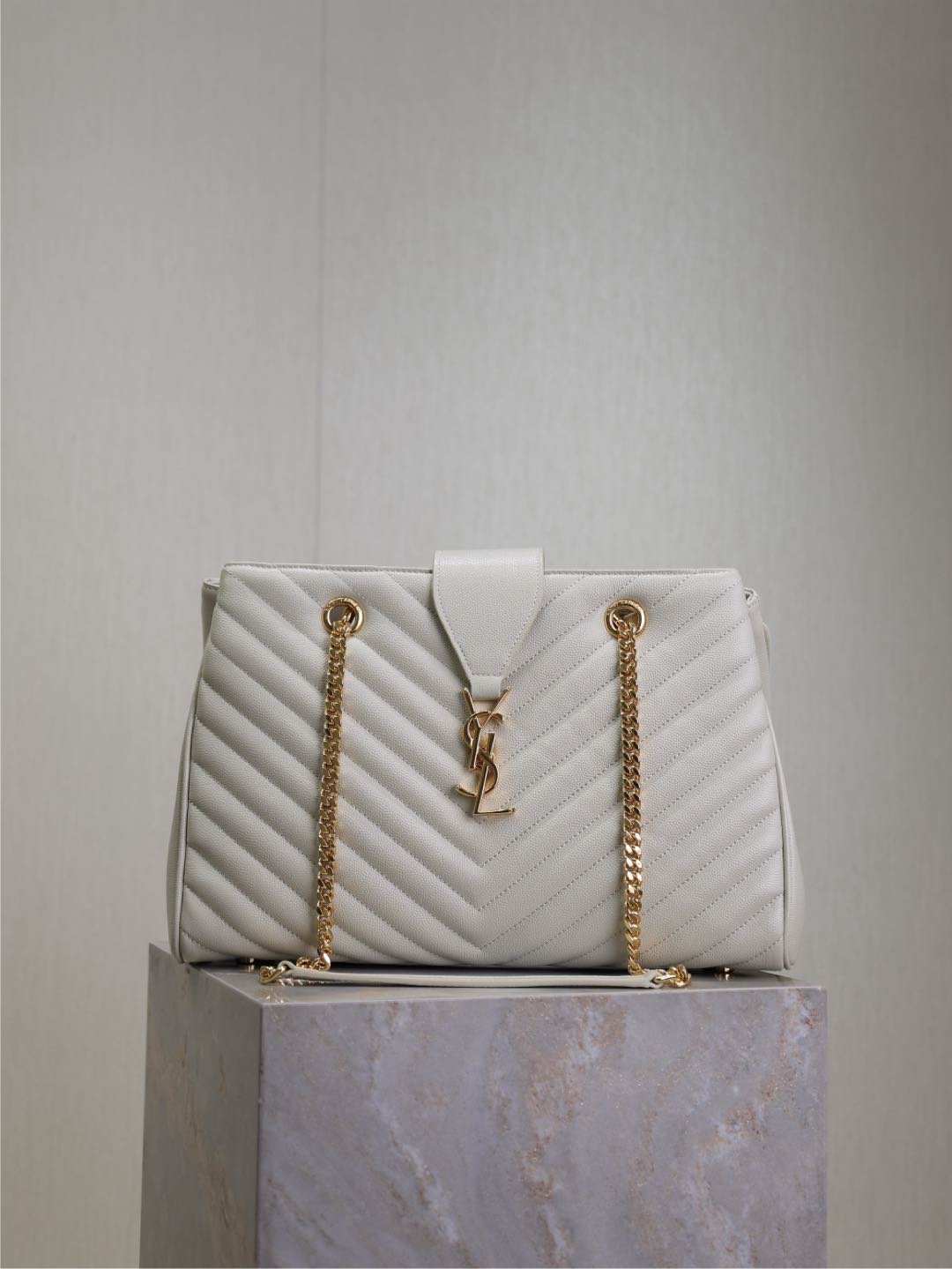 _dnS9sQVxvnxvTESyjDVbcEaMh9BL1ASz8533Lpw