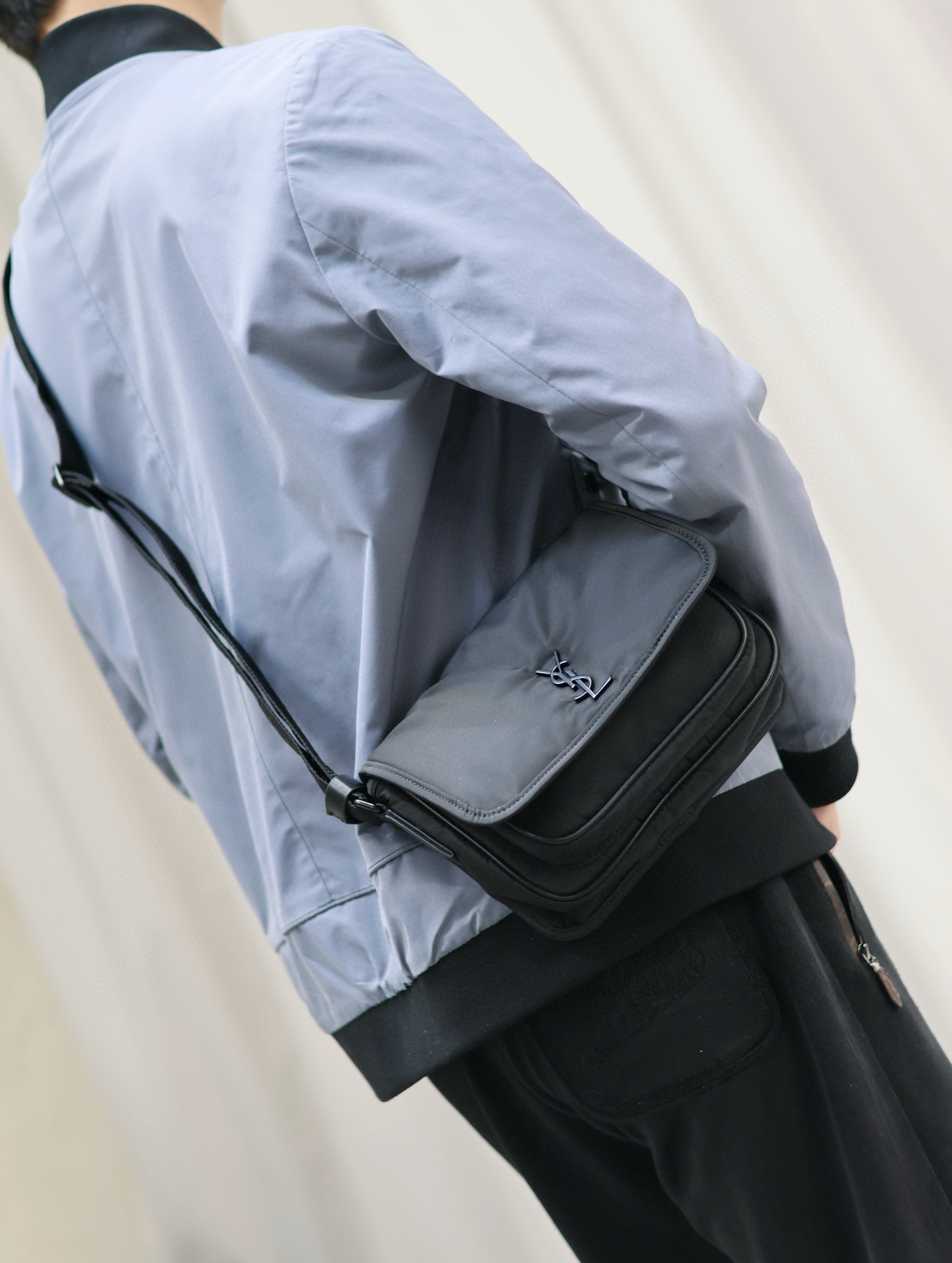 NO:213666,Casual and stylish, and super lightweight, Saint Laurent, saint laurent19860909休闲又有范儿 而且超级轻便,圣罗兰,saint laurent,Bag