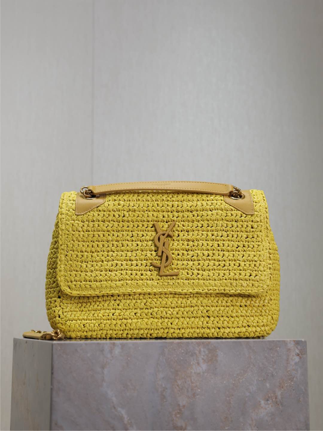 🏖️La alegría de los bolsos de paja ¡Llega el bolso Niki de mimbre! Lleno de arte, tejido de rafia muy resistente, con …