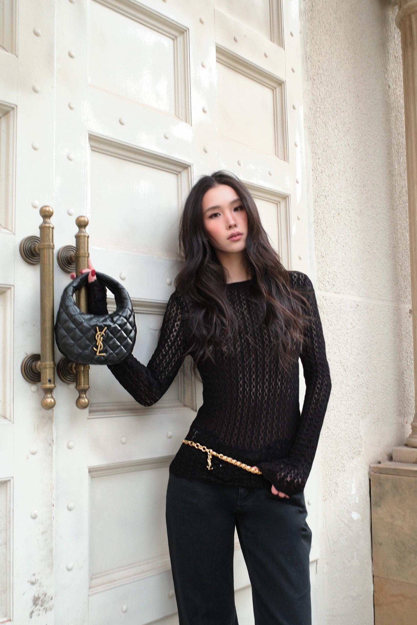 NO:771701,The deep black outlines a rounded and gentle silhouette, soft and lazy, embellishing every moment of daily life with a sense of luxury, saint laurent, saint laurent19860909深邃黑勾勒出圆润温柔的廓形 柔软慵懒 点缀日常的每一刻高级感,圣罗兰,saint laurent,Bag