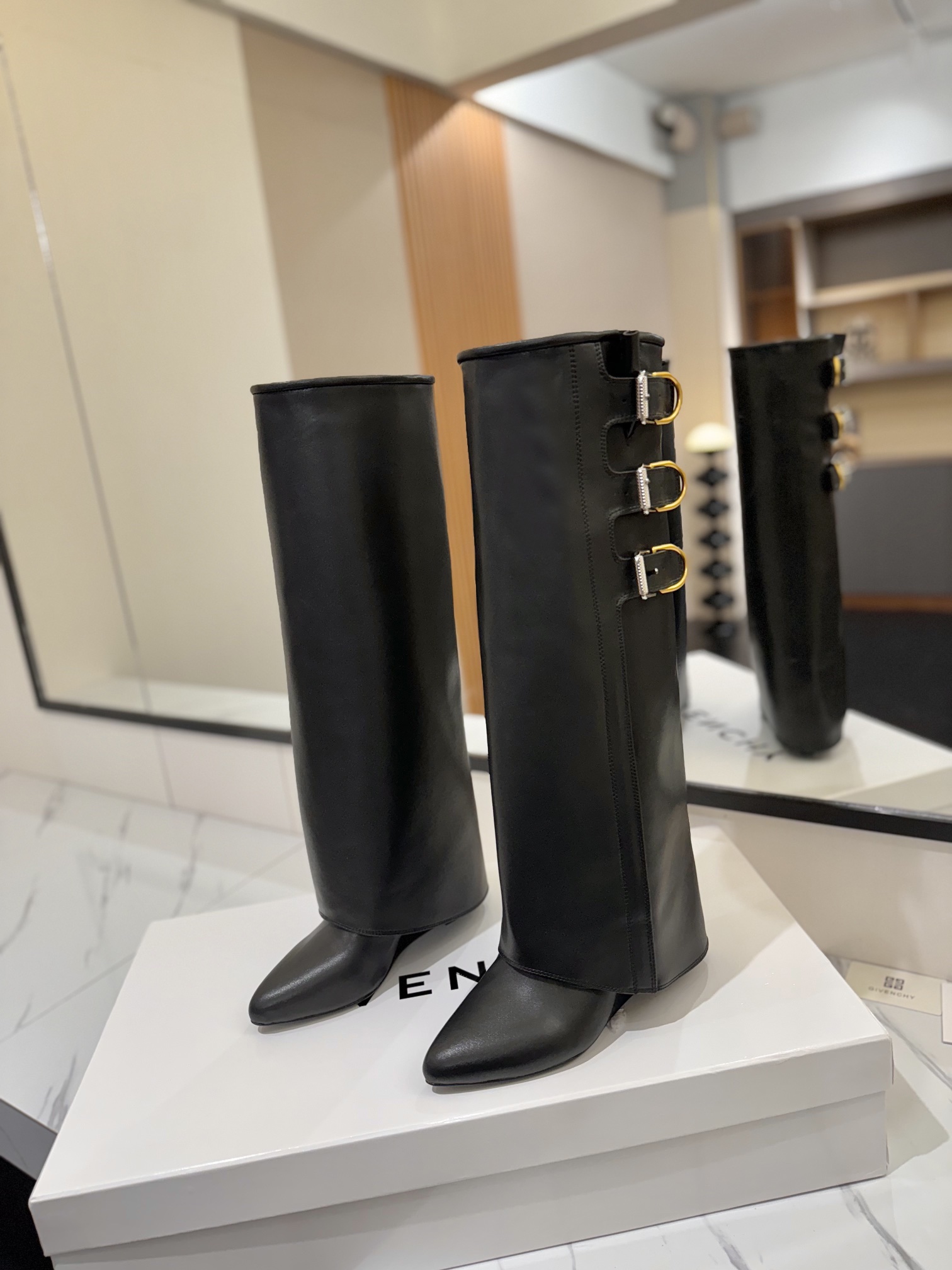 [Givenchy Women