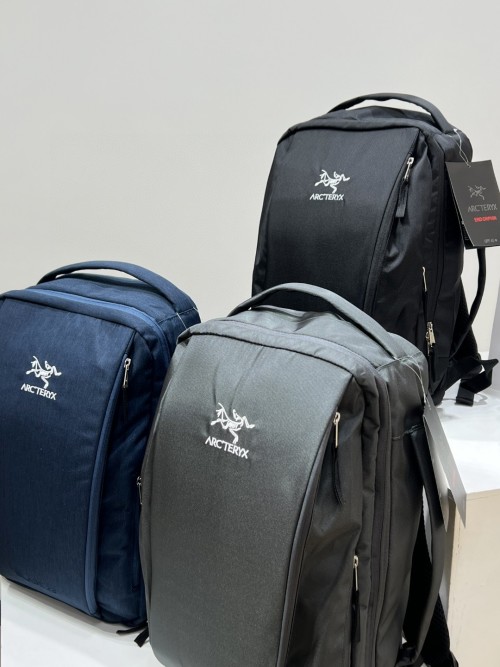 תרמיל Arc'teryx Blade 28 בנידות וניודות - נוחות ונורות 1 תרמיל Arc’teryx Blade 28 בנידות וניודות – נוחות ונורות