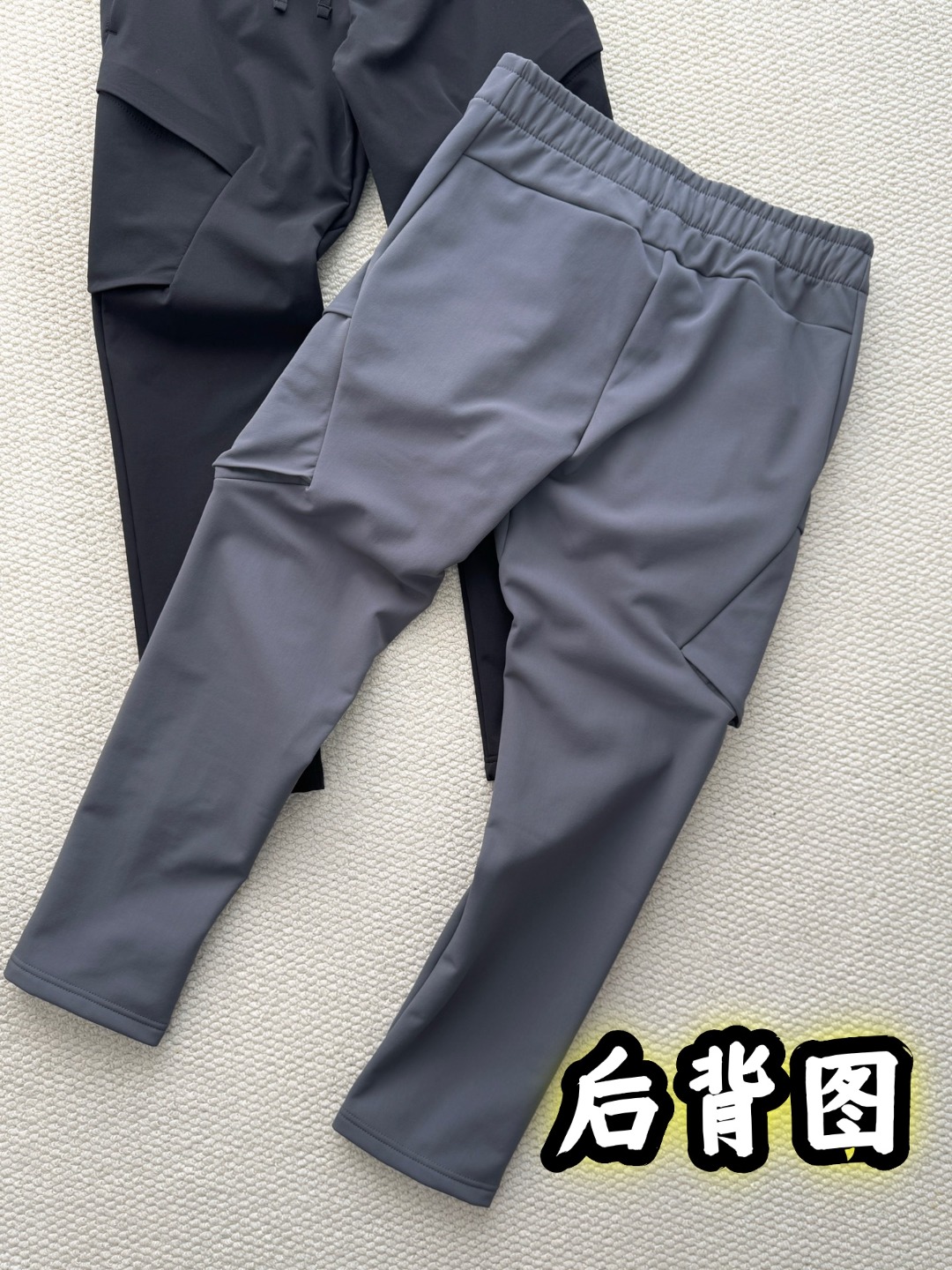💰155 KOLON SPORT可隆加绒加厚工装口袋软壳裤防泼水防风耐磨透湿男士保暖V-fit热压微锥长裤
专柜款号:LHLP45WN055
✅大身采用锦纶和氨纶混纺加绒面料,具有防风、防泼水、保暖、耐磨、透湿及防污功能✅全松紧腰头设计,穿脱方便快捷,结合抽绳设计更加贴合身形,运动过程中稳固舒适双侧大腿口袋配有袋盖,便于户外活动时单手取放物品
✅V FIT版型,臀腿合体剪裁,提高活动自由度
颜色:黑色 灰色
尺码:M-3XL
弹力腰围 臀围 裤长 建议体重
M 80 106 96 100-125
L 83 110 98 125-145
XL 87 114 100 145-165
XXL 90 118 102 165-185