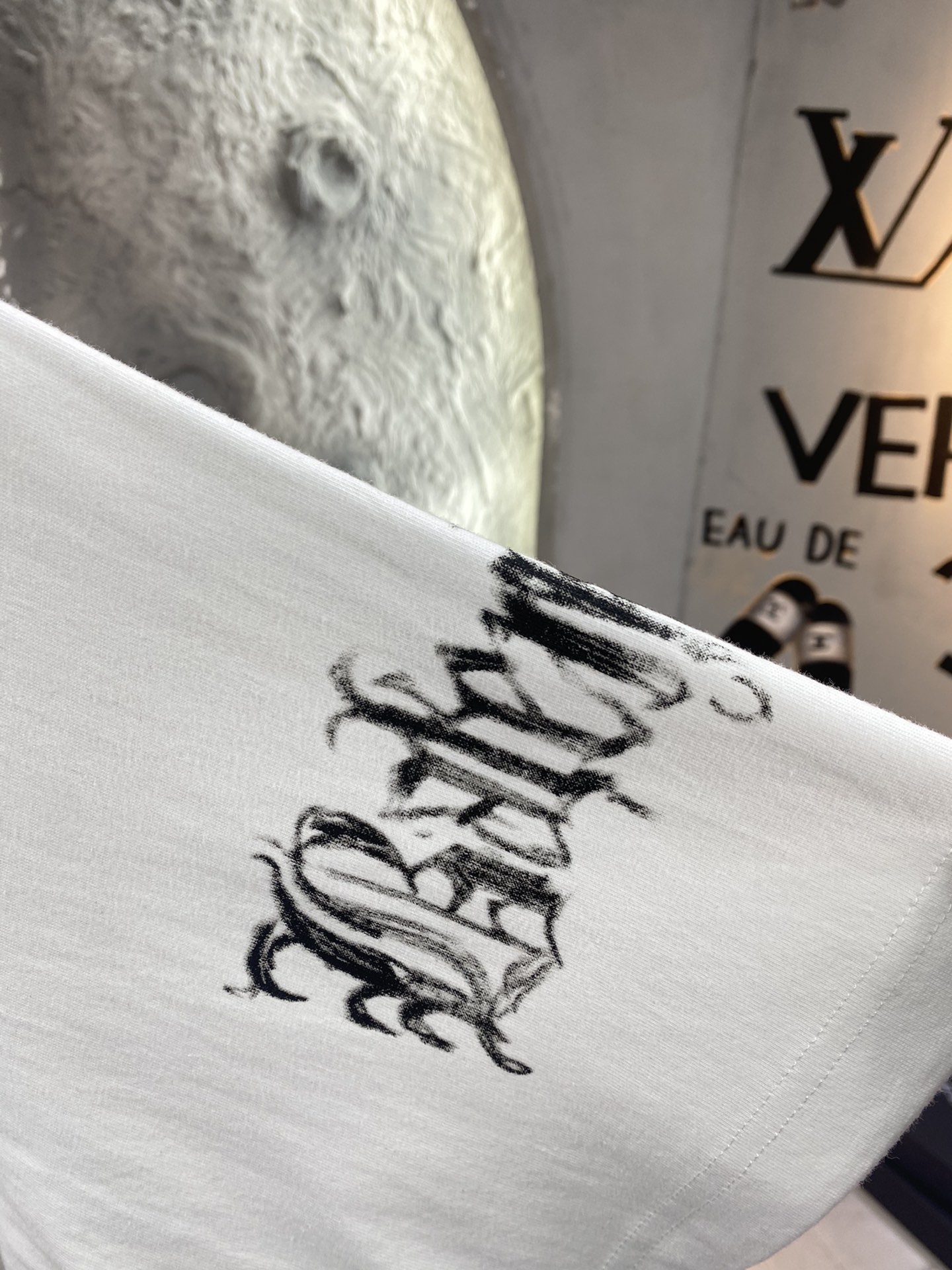 Balenciaga巴黎世家龙年限定标语印花短袖TeeZP打板历时半个多月时间根据原版开发不管是面料印花