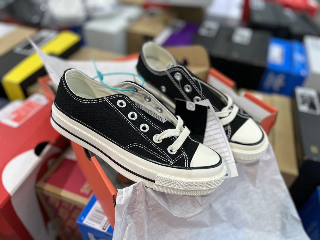 𝐎𝐎𝐓𝐃 | 今日推荐 𝑪𝒐𝒏𝒗𝒆𝒓𝒔𝒆 𝟏𝟗𝟕𝟎𝒔 𝒂𝒍𝒍 𝒔𝒕𝒂𝒓 防滑耐磨低帮帆布鞋 黑 货号:𝟏𝟔𝟐𝟎𝟓𝟖𝑪 𝑺𝒊𝒛𝒆:𝟑𝟓-𝟒𝟒