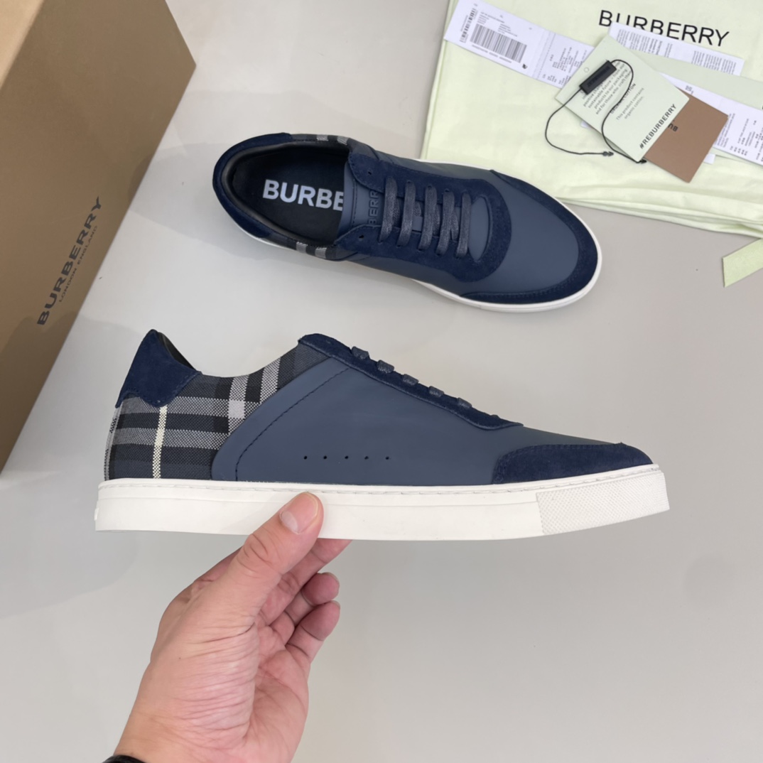 Precio de venta: P250 Bienes de calidad original Marca: Burberr * "Burberry *" zapatos casuales lowt