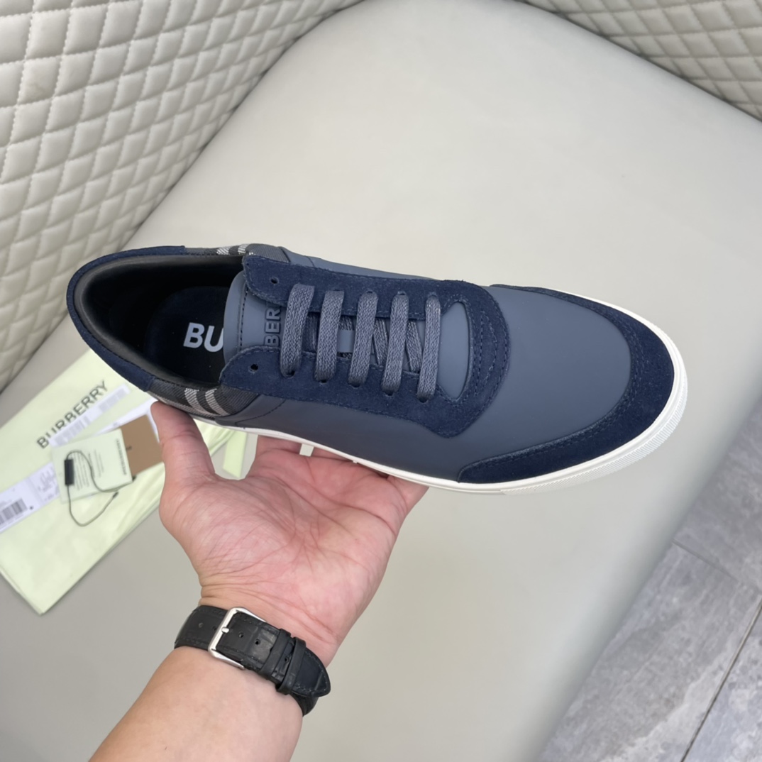 Precio de venta: P250 Bienes de calidad original Marca: Burberr * "Burberry *" zapatos casuales lowt