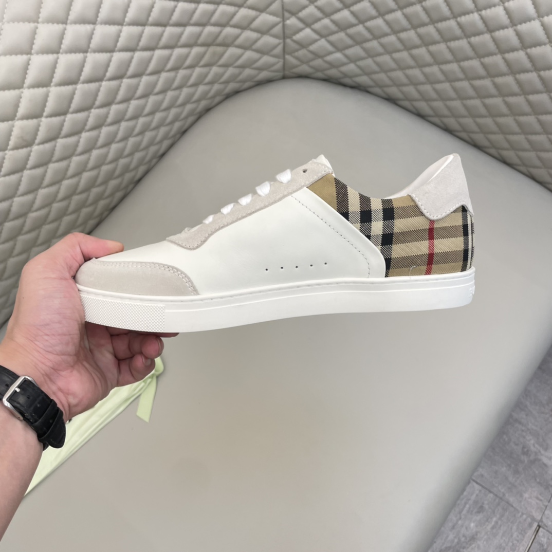 Precio de venta: P250 Bienes de calidad original Marca: Burberr * "Burberry *" zapatos casuales lowt