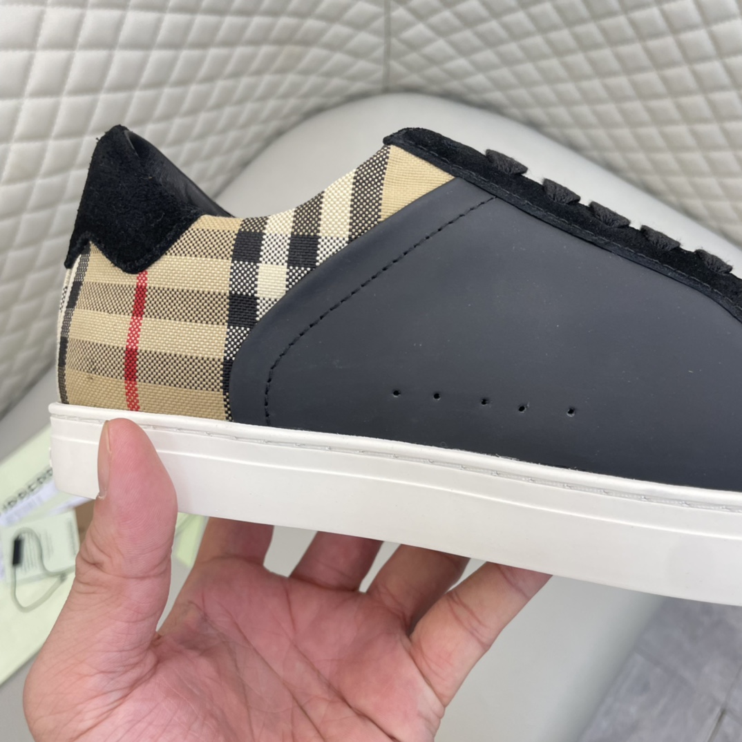 Precio de venta: P250 Bienes de calidad original Marca: Burberr * "Burberry *" zapatos casuales lowt