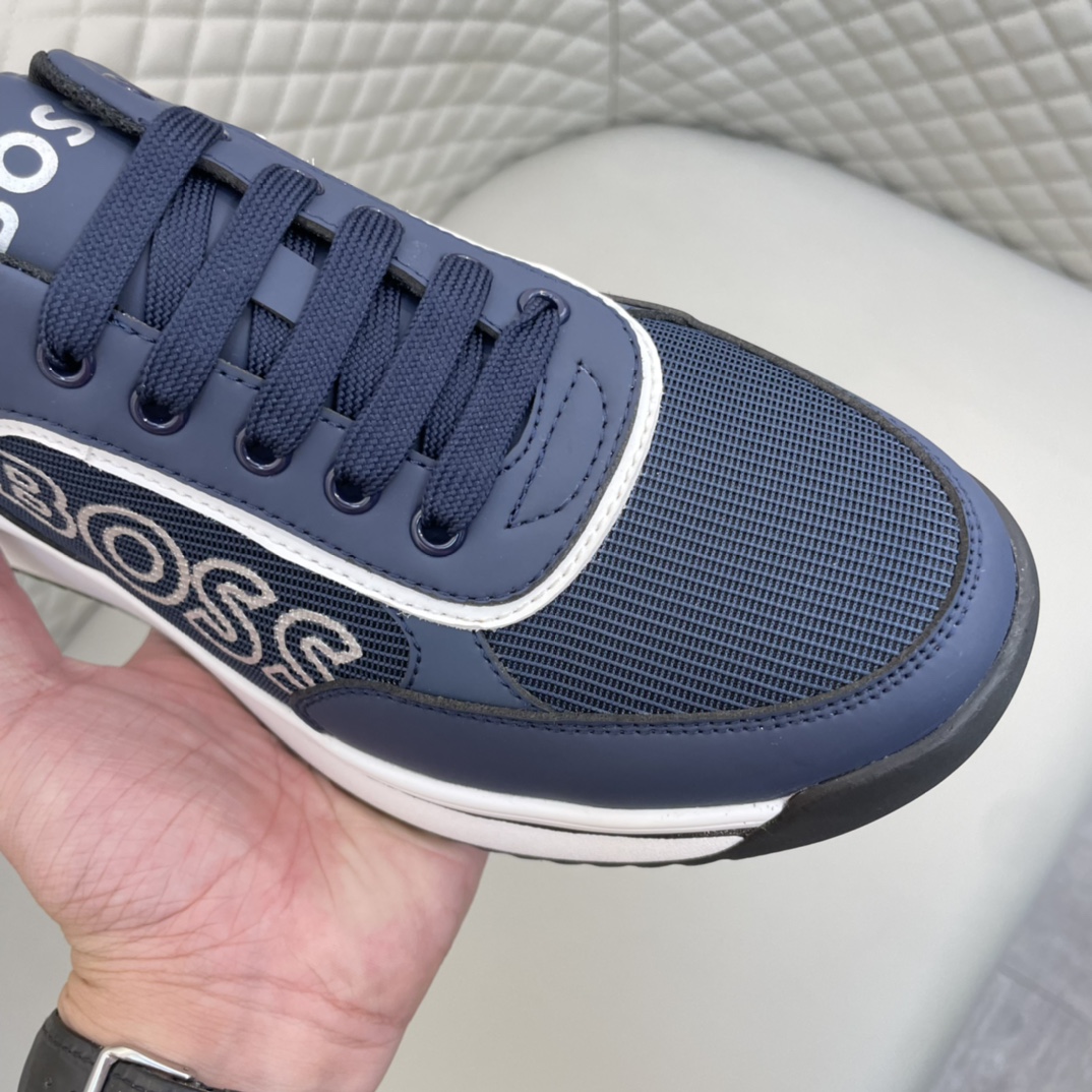 Precio de venta: 180 PMarca: Boss* "Boss*" lowtop sneakersTalla: 38-44 (se puede personalizar hasta 