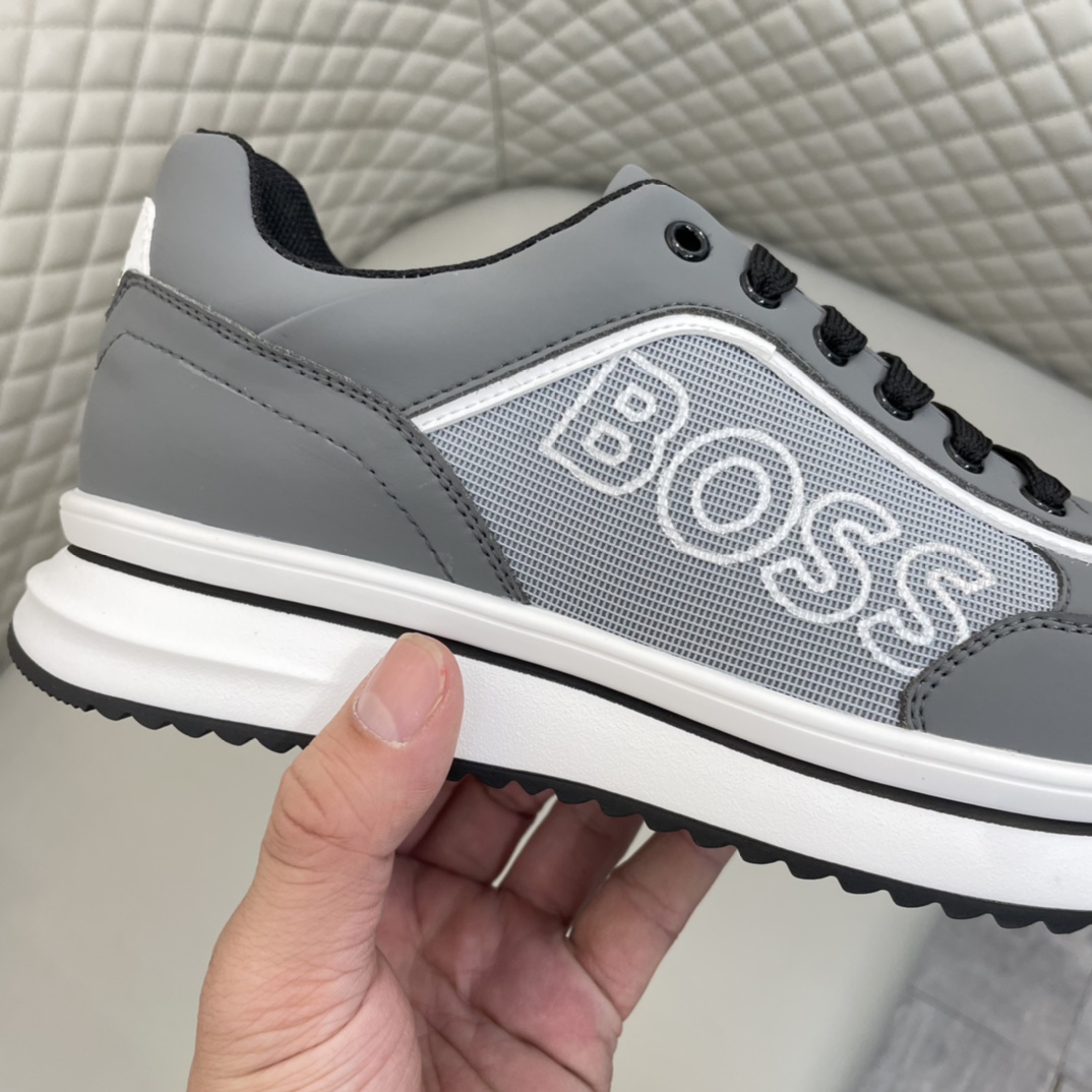 Precio de venta: 180 PMarca: Boss* "Boss*" lowtop sneakersTalla: 38-44 (se puede personalizar hasta 