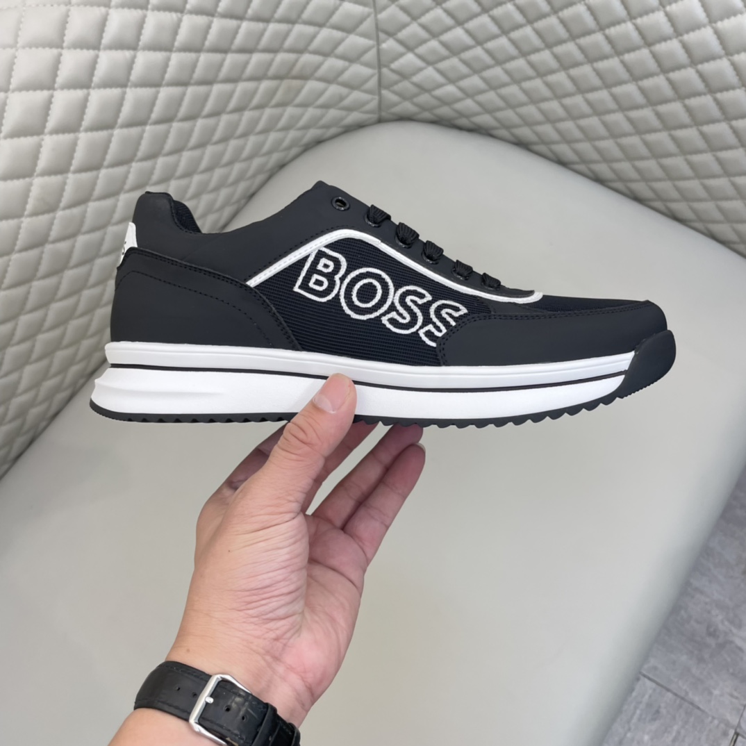 Precio de venta: 180 PMarca: Boss* "Boss*" lowtop sneakersTalla: 38-44 (se puede personalizar hasta 