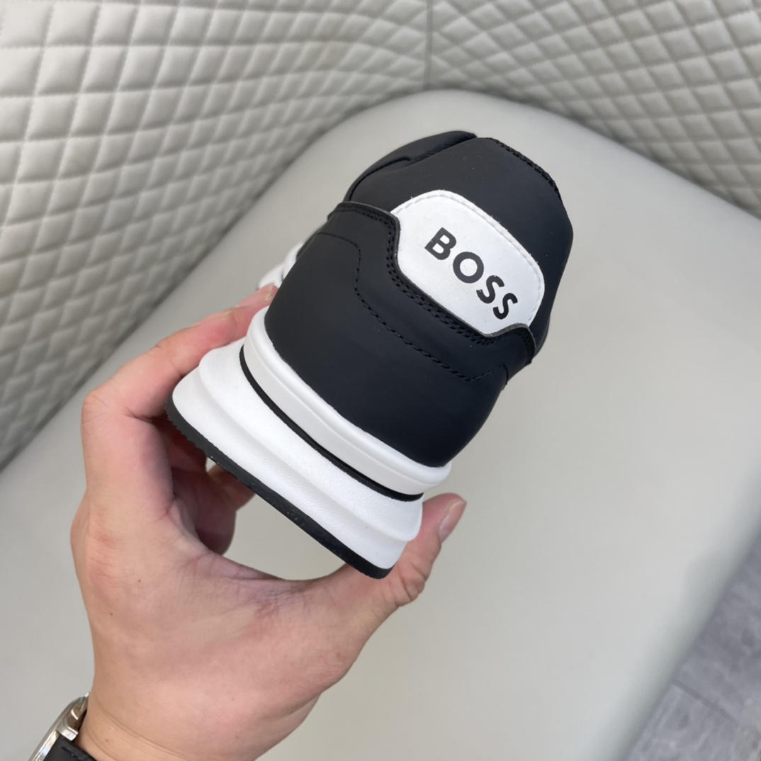 Precio de venta: 180 PMarca: Boss* "Boss*" lowtop sneakersTalla: 38-44 (se puede personalizar hasta 