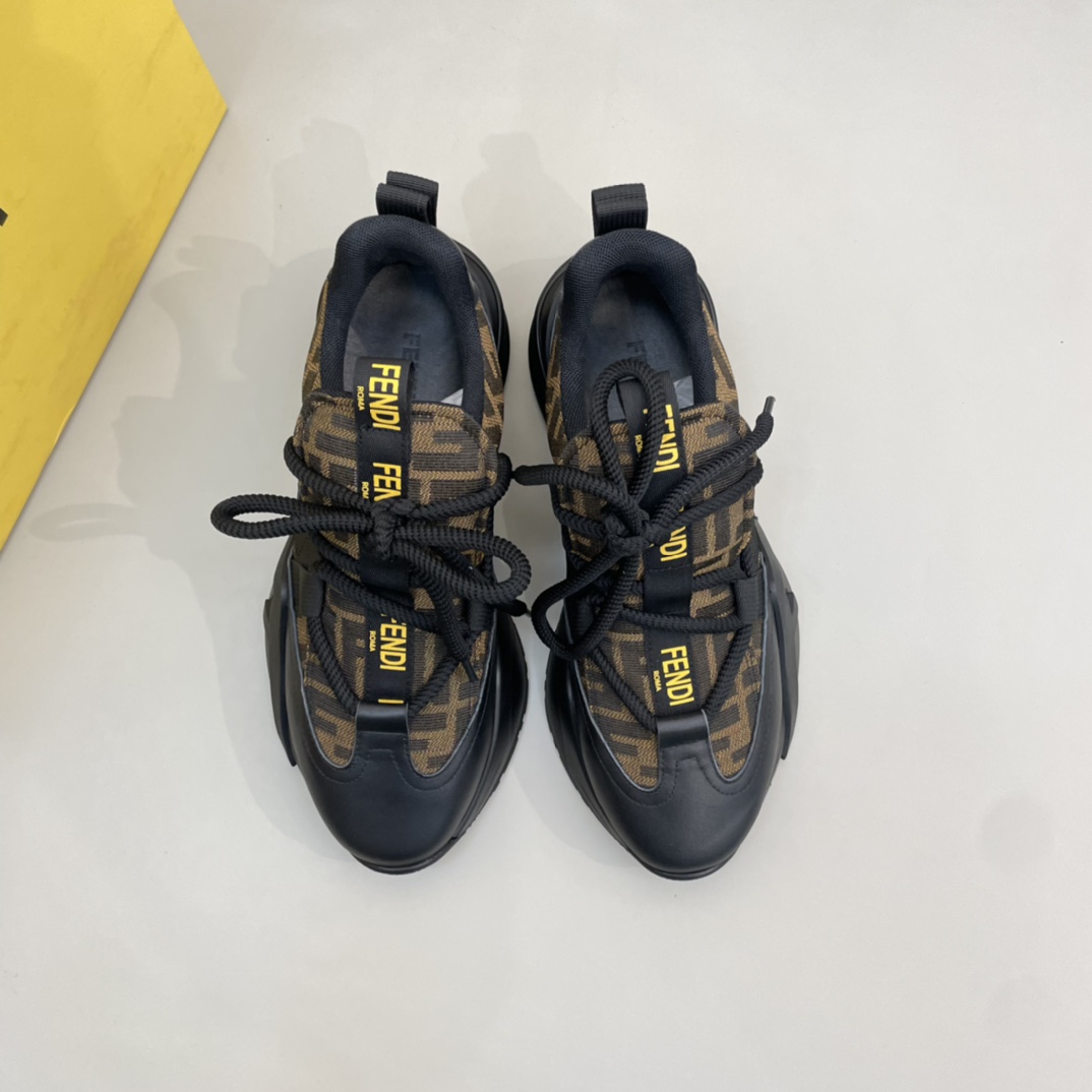 Precio de venta: P220 Marca: Feid* "Fendi*" lowtop sneakersTalla: 38-44(se puede personalizar hasta 