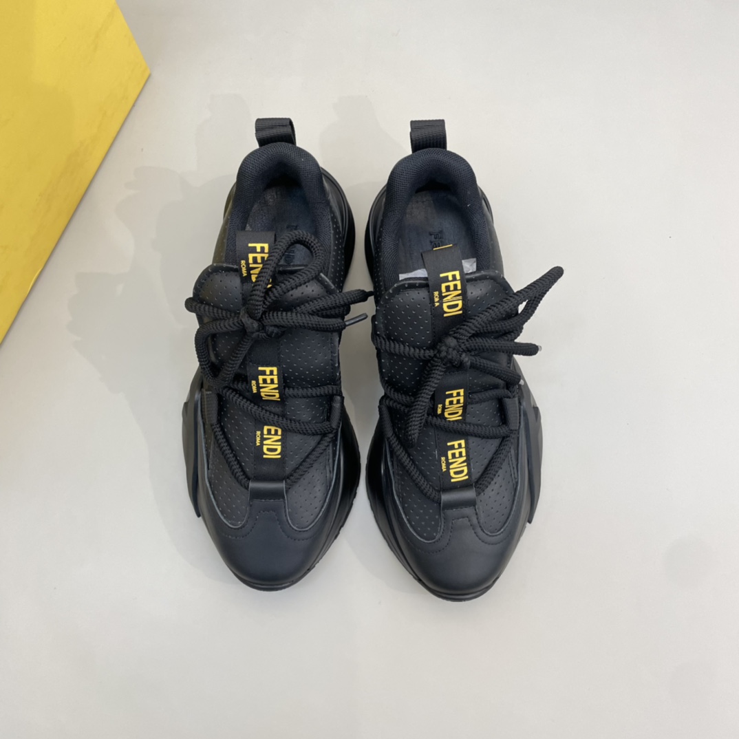 Precio de venta: P220 Marca: Feid* "Fendi*" lowtop sneakersTalla: 38-44(se puede personalizar hasta 