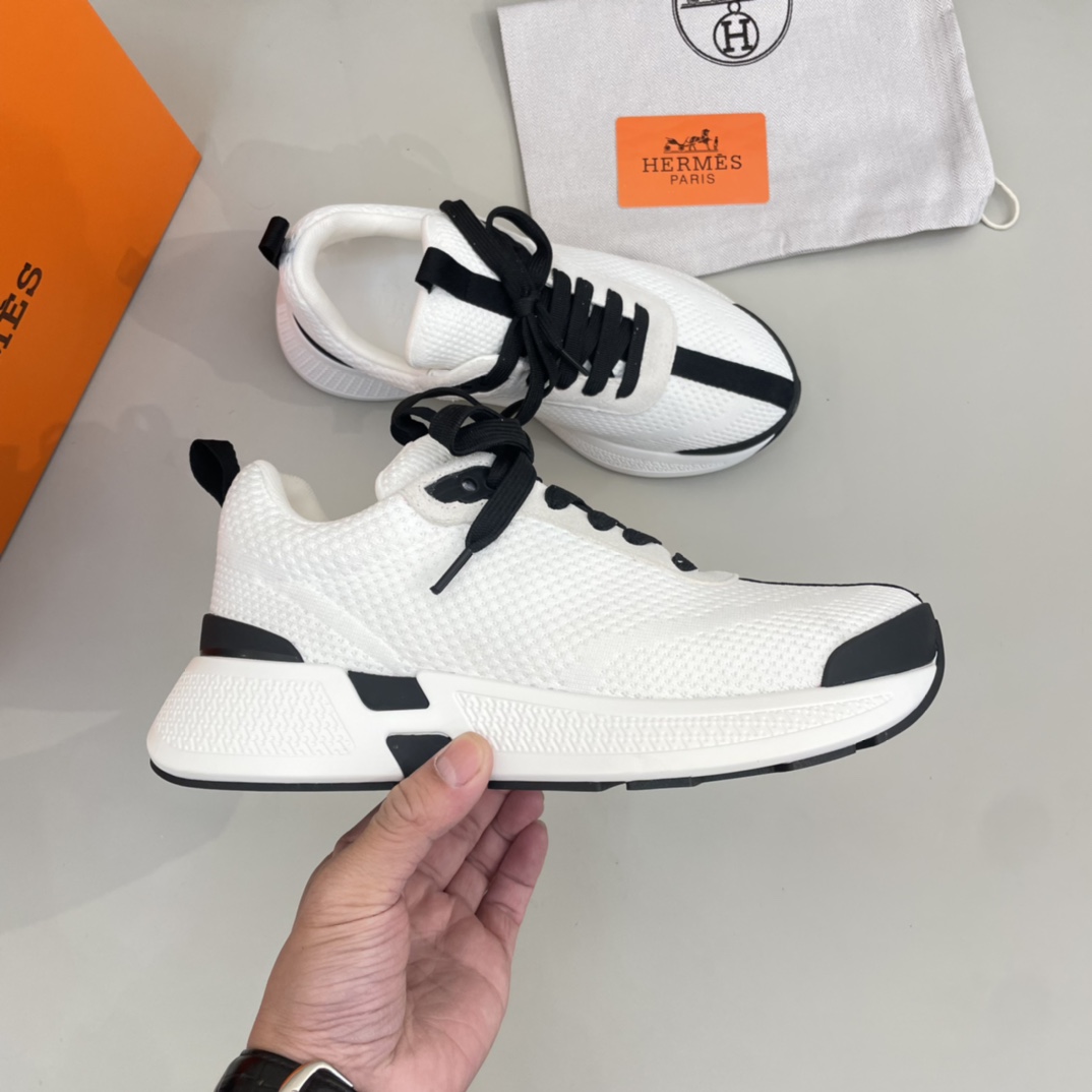 Precio de venta: P220 Marca: Hermè* 