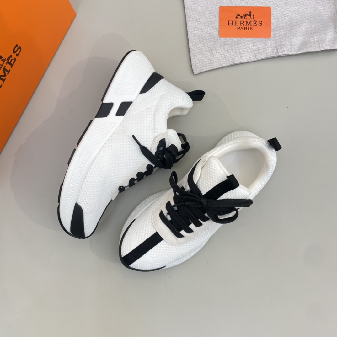 Precio de venta: P220 Marca: Hermè* "Hermès*" Low Top SneakersMarcas: 38-44 (se puede personalizar h