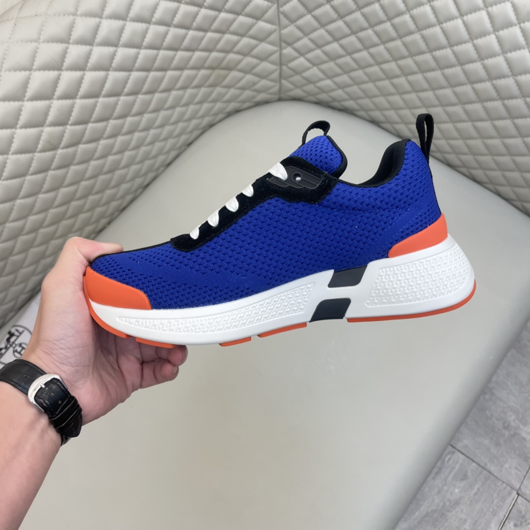 Precio de venta: P220 Marca: Hermè* "Hermès*" Low Top SneakersMarcas: 38-44 (se puede personalizar h