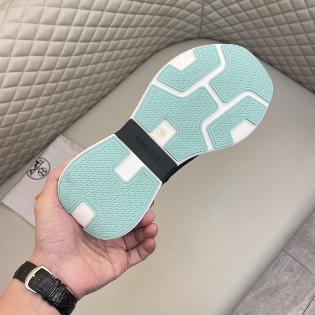 Precio de venta: P220 Marca: Hermè* "Hermès*" Low Top SneakersMarcas: 38-44 (se puede personalizar h