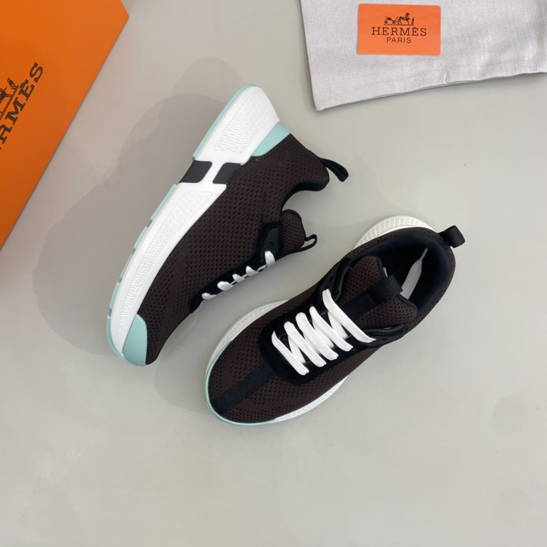 Precio de venta: P220 Marca: Hermè* "Hermès*" Low Top SneakersMarcas: 38-44 (se puede personalizar h