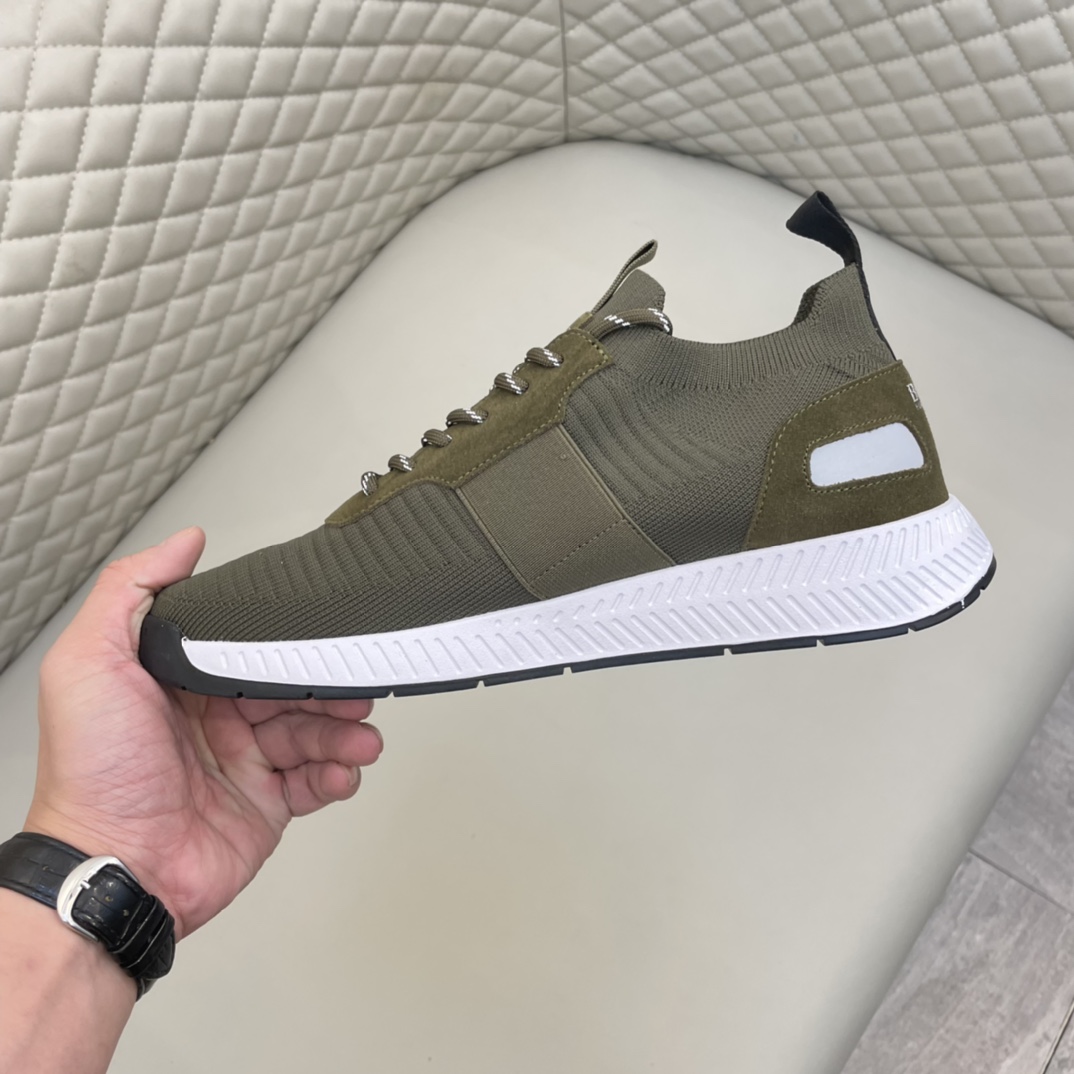 Precio de venta: P170Marca: Boss* "Boss*" lowtop sneakersTalla formal: 38-44 (se puede personalizar 