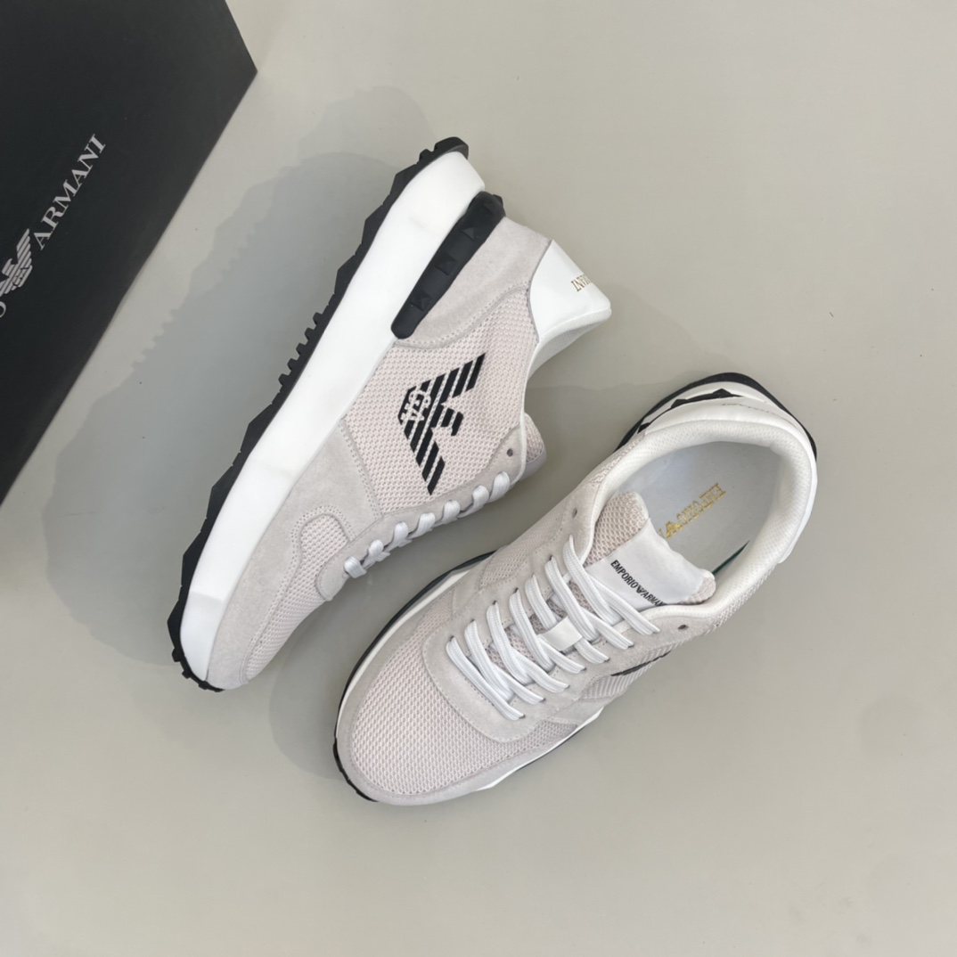 Precio de venta: P200 Marca: Arman* "Armani*" lowtop sneakersTalla: 39-44(se puede personalizar hast