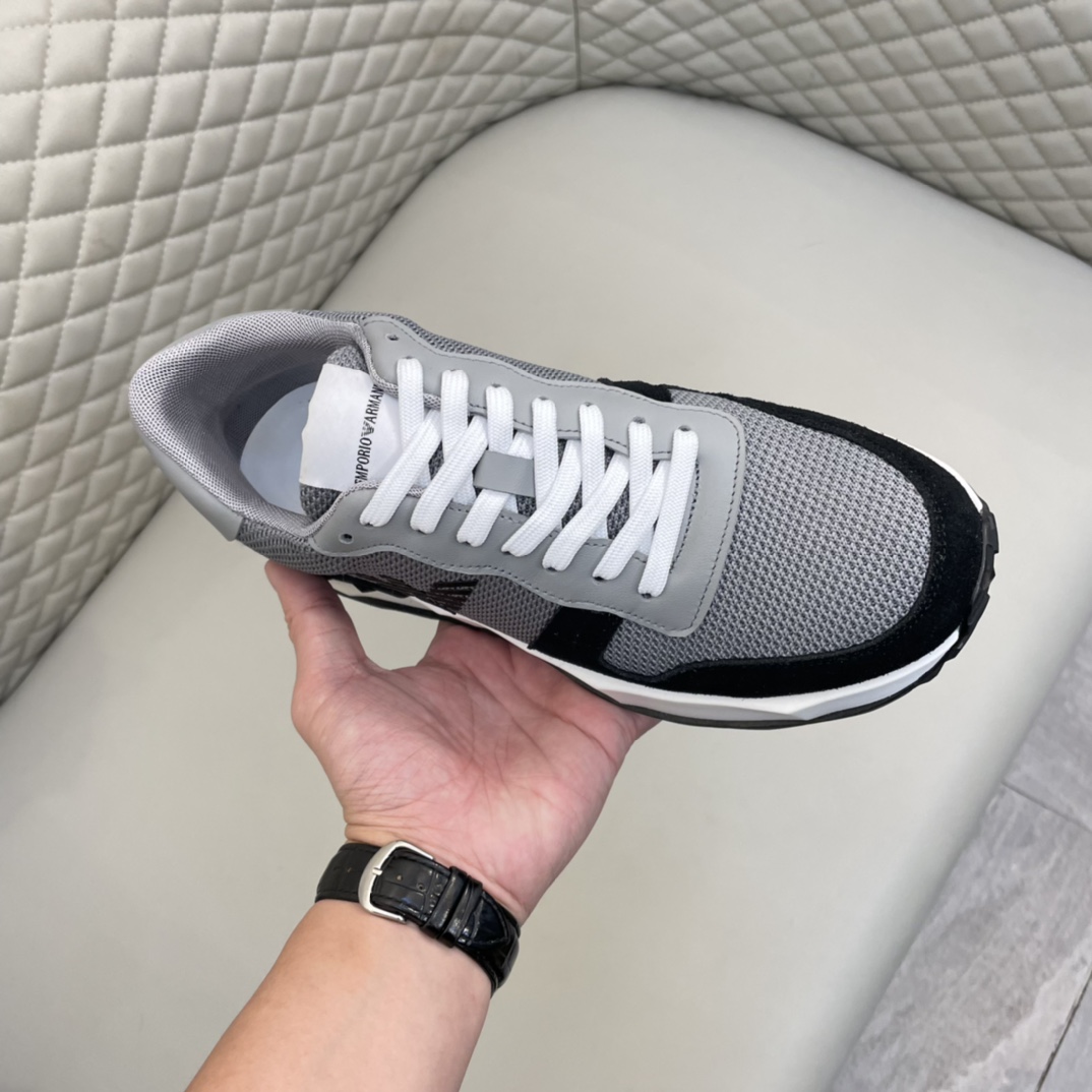 Precio de venta: P200 Marca: Arman* "Armani*" lowtop sneakersTalla: 39-44(se puede personalizar hast