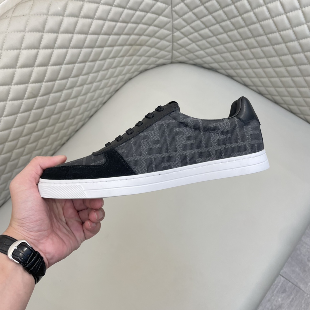 Precio de venta: P170 Marca comercial: Fend* Low-top Casual Shoes Talla: 39-44(se puede personalizar