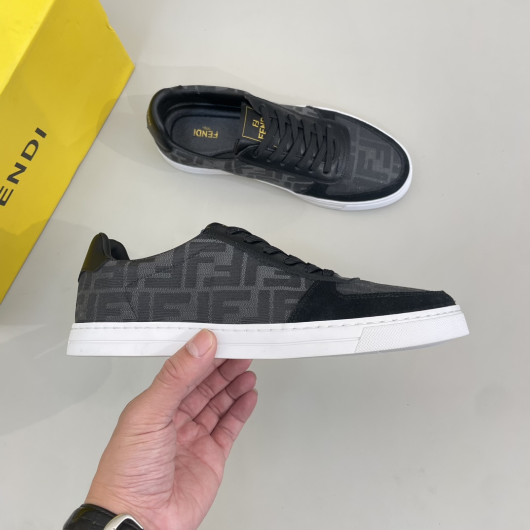 Precio de venta: P170 Marca comercial: Fend* Low-top Casual Shoes Talla: 39-44(se puede personalizar