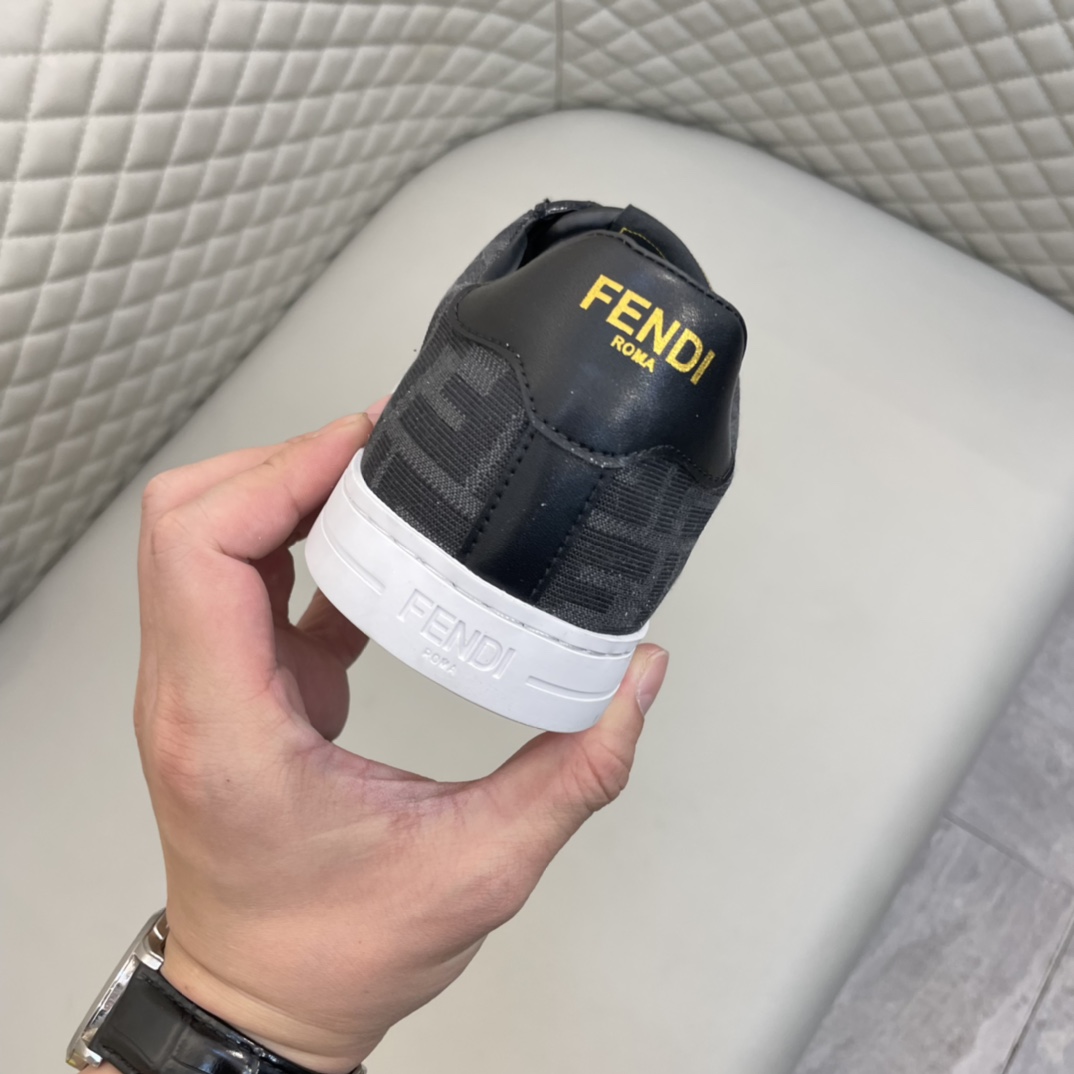 Precio de venta: P170 Marca comercial: Fend* Low-top Casual Shoes Talla: 39-44(se puede personalizar