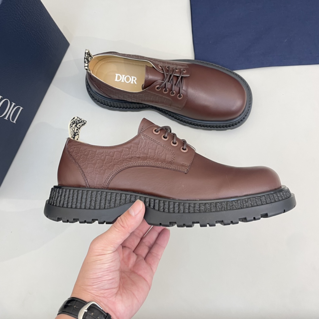 Precio de venta: P230 Marca comercial: Dio* Zapatos de cuero Talla: 38-44(se pueden hacer por encarg