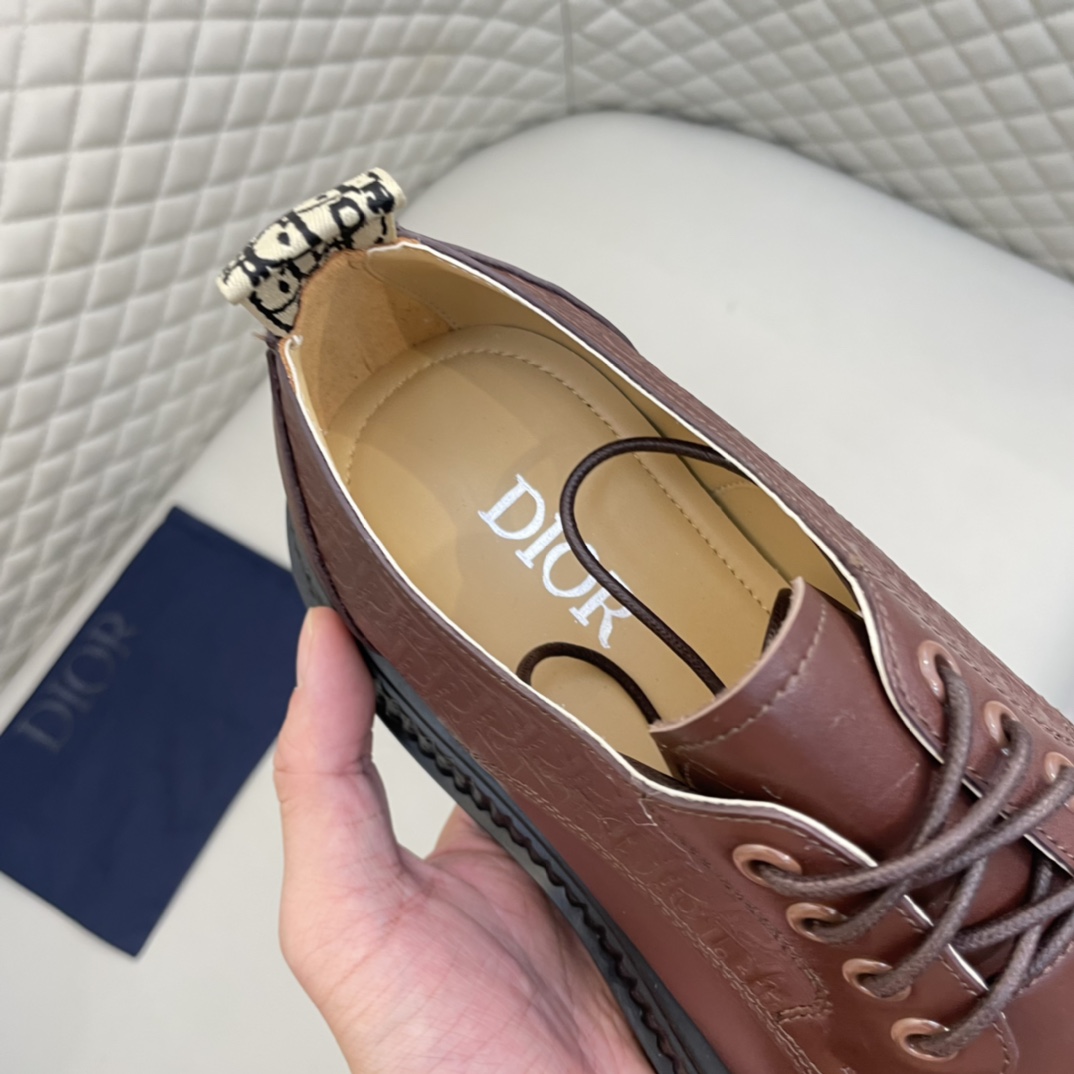 Precio de venta: P230 Marca comercial: Dio* Zapatos de cuero Talla: 38-44(se pueden hacer por encarg