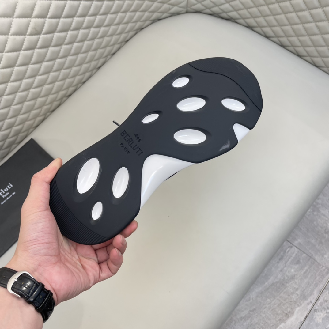 Precio de venta: P240 Bienes de calidad de gama altaMarca: Berlut * "Bruti *" zapatillas de deporte 