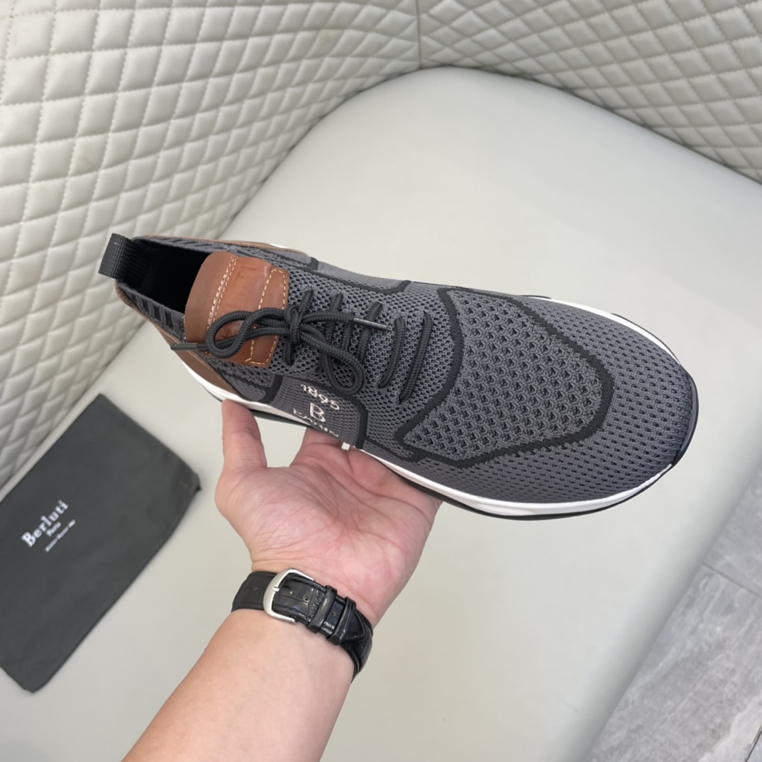 Precio de venta: P240 Bienes de calidad de gama altaMarca: Berlut * "Bruti *" zapatillas de deporte 