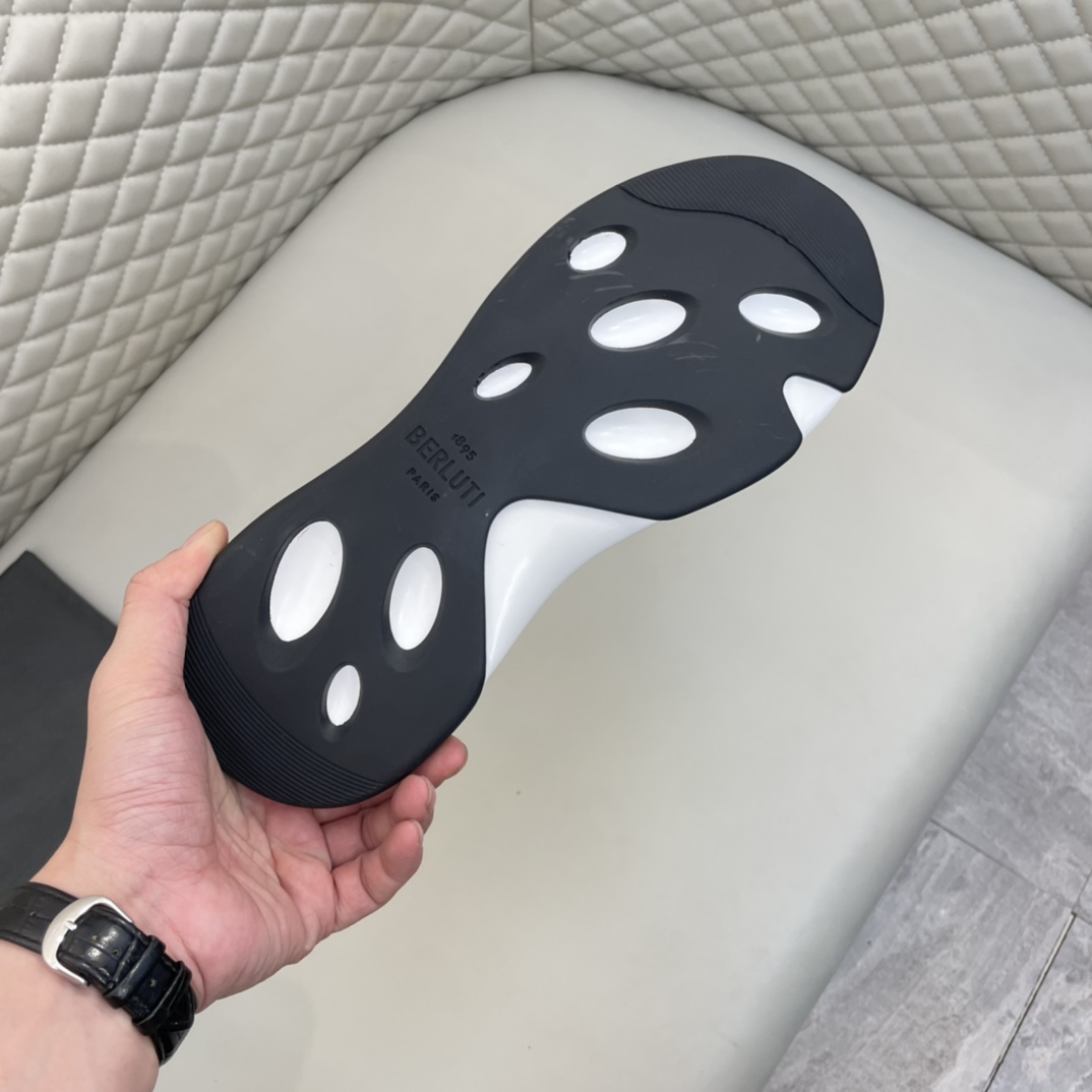Precio de venta: P240 Bienes de calidad de gama altaMarca: Berlut * "Bruti *" zapatillas de deporte 