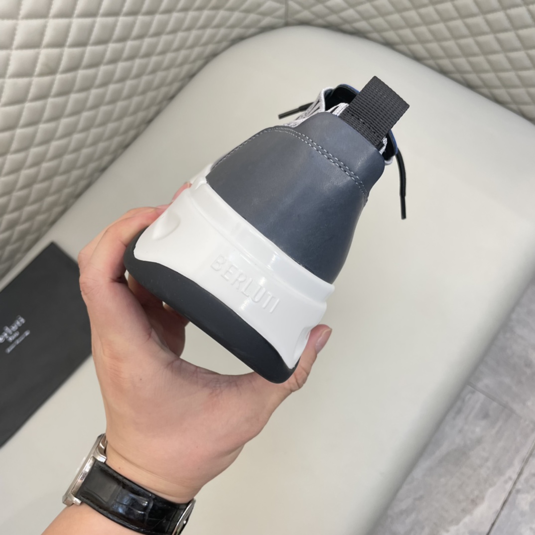 Precio de venta: P240 Bienes de calidad de gama altaMarca: Berlut * "Bruti *" zapatillas de deporte 