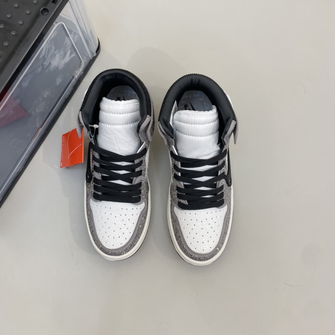 Fábrica:Pareja "exclusiva versión superior" Air Jordan Nike co-branded 23vs otoño e invierno últimos