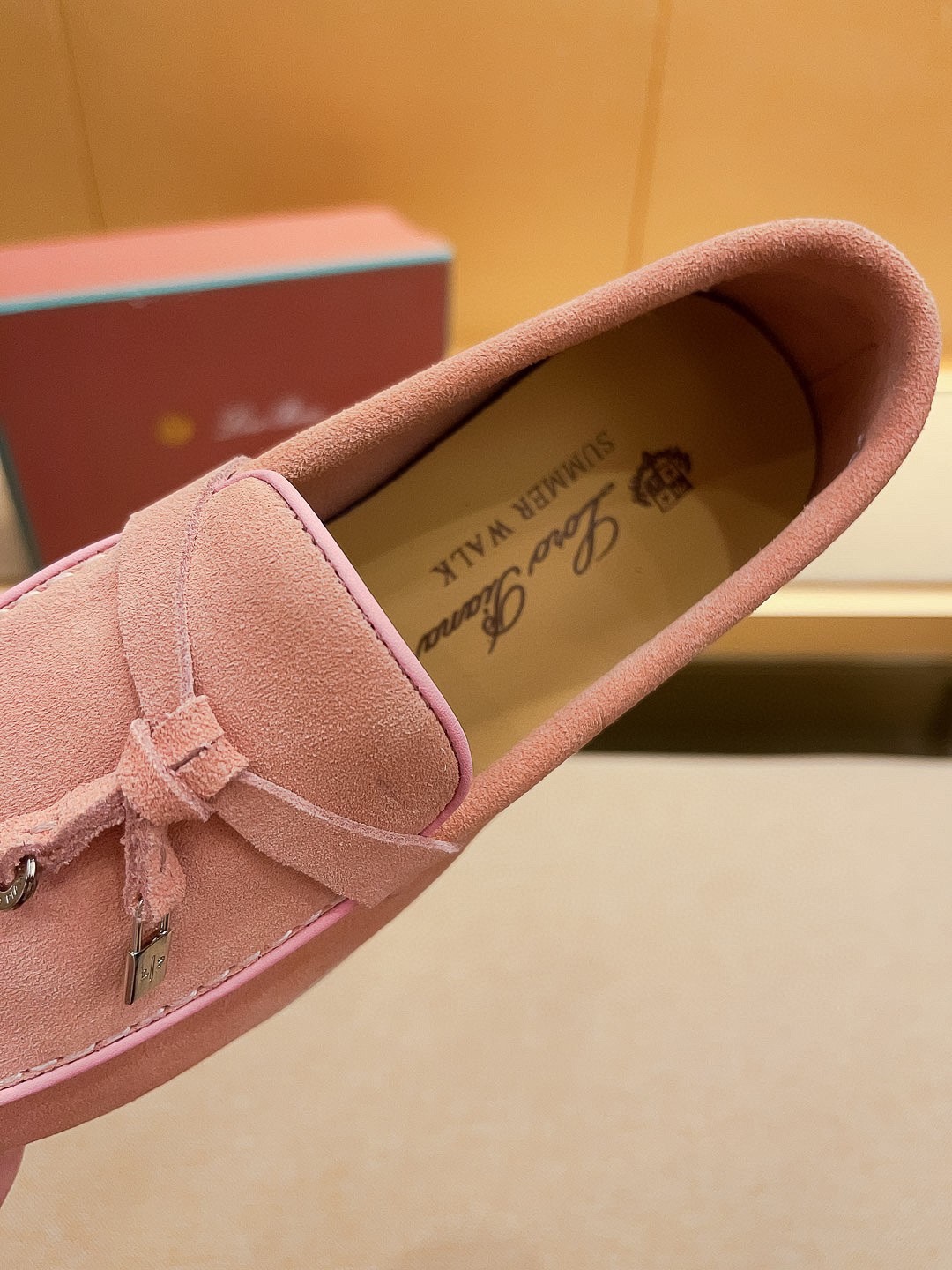 Precio de fábrica:Obtener Loro Piana 2023 Zapatos mocasín nuevo cuenta con una parte superior de gam