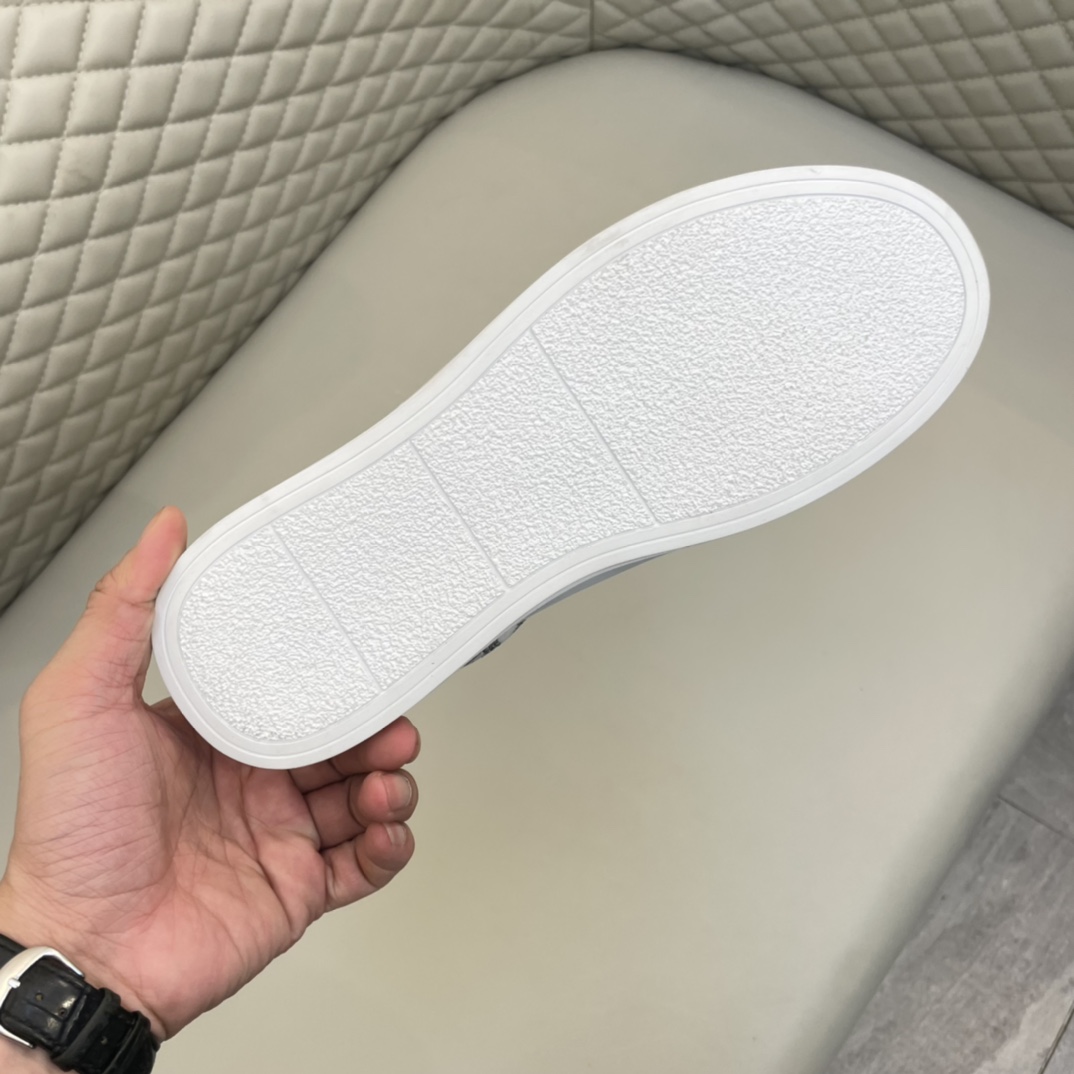Precio de venta: P170 Marca comercial: Dio* mocasines de caña bajaTalla: 38-44(se puede personalizar