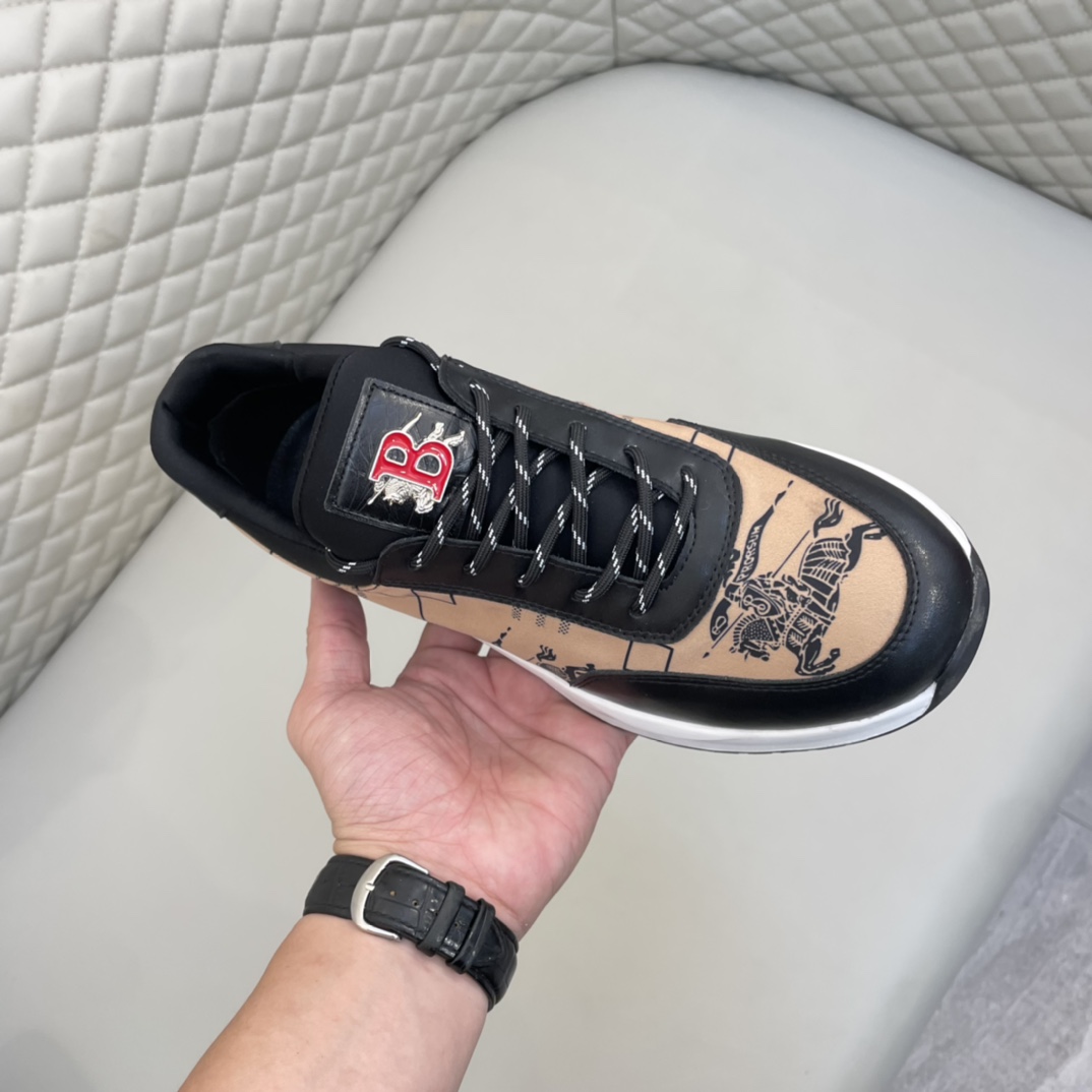 Precio de venta: P180 Marca del producto: Burberr* "Burberry*" lowtop trainers Talla: 38-44 (se pued
